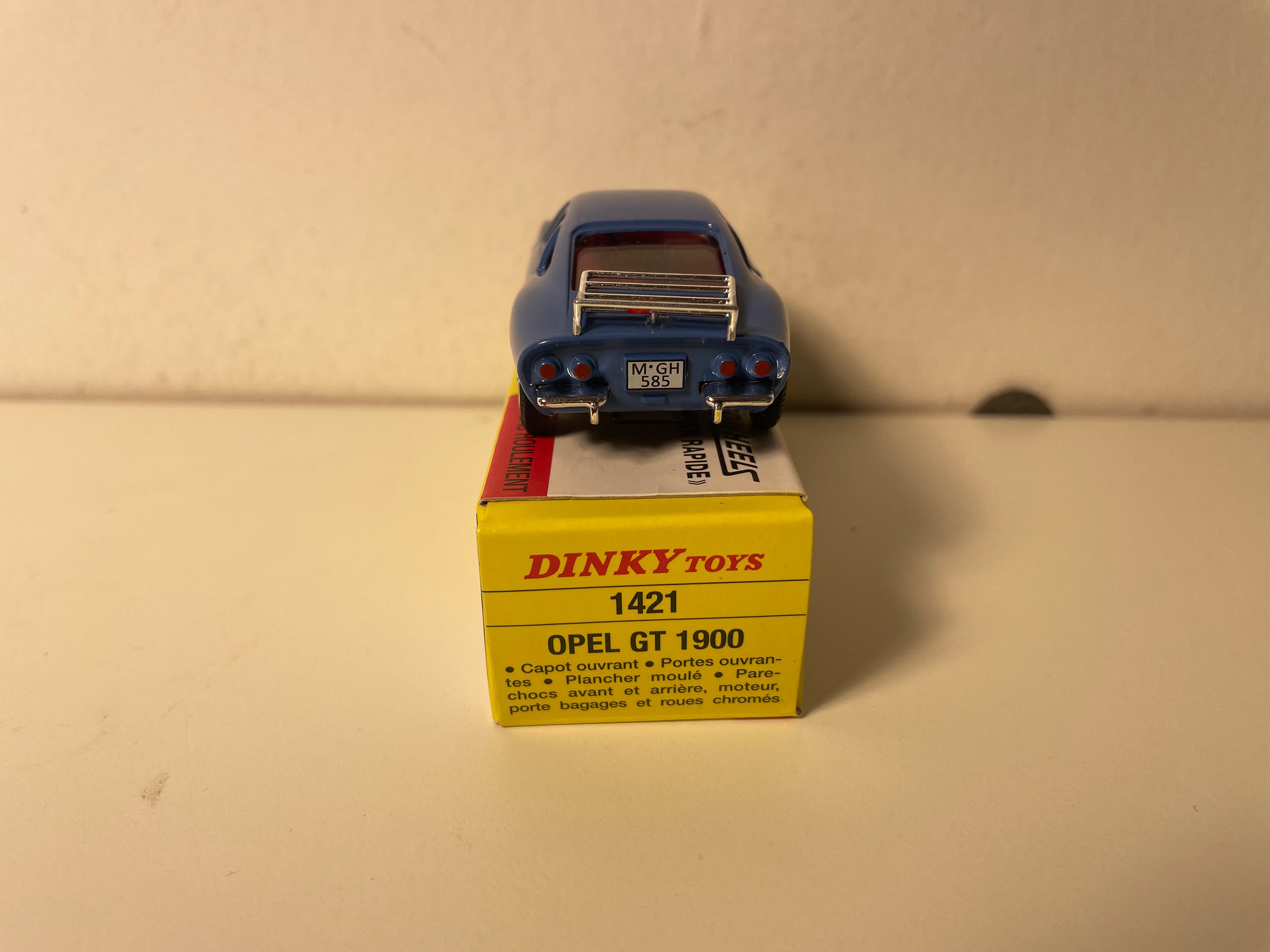 Opel GT 1900 blaue Dinky-Toys (Atlas-Ausgaben) - Nr.1421