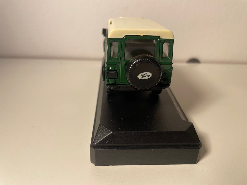 Land Rover Defender County verde - Solido referencia 1543