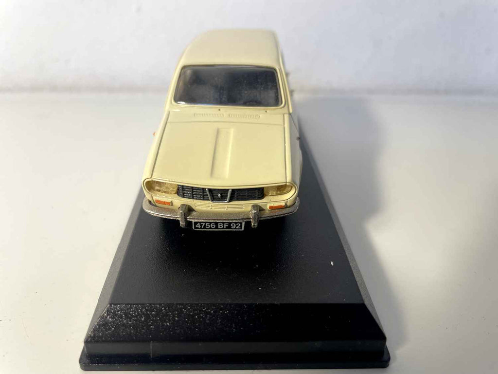 Renault 12 break beige de 1973 - Collection ELYSEE