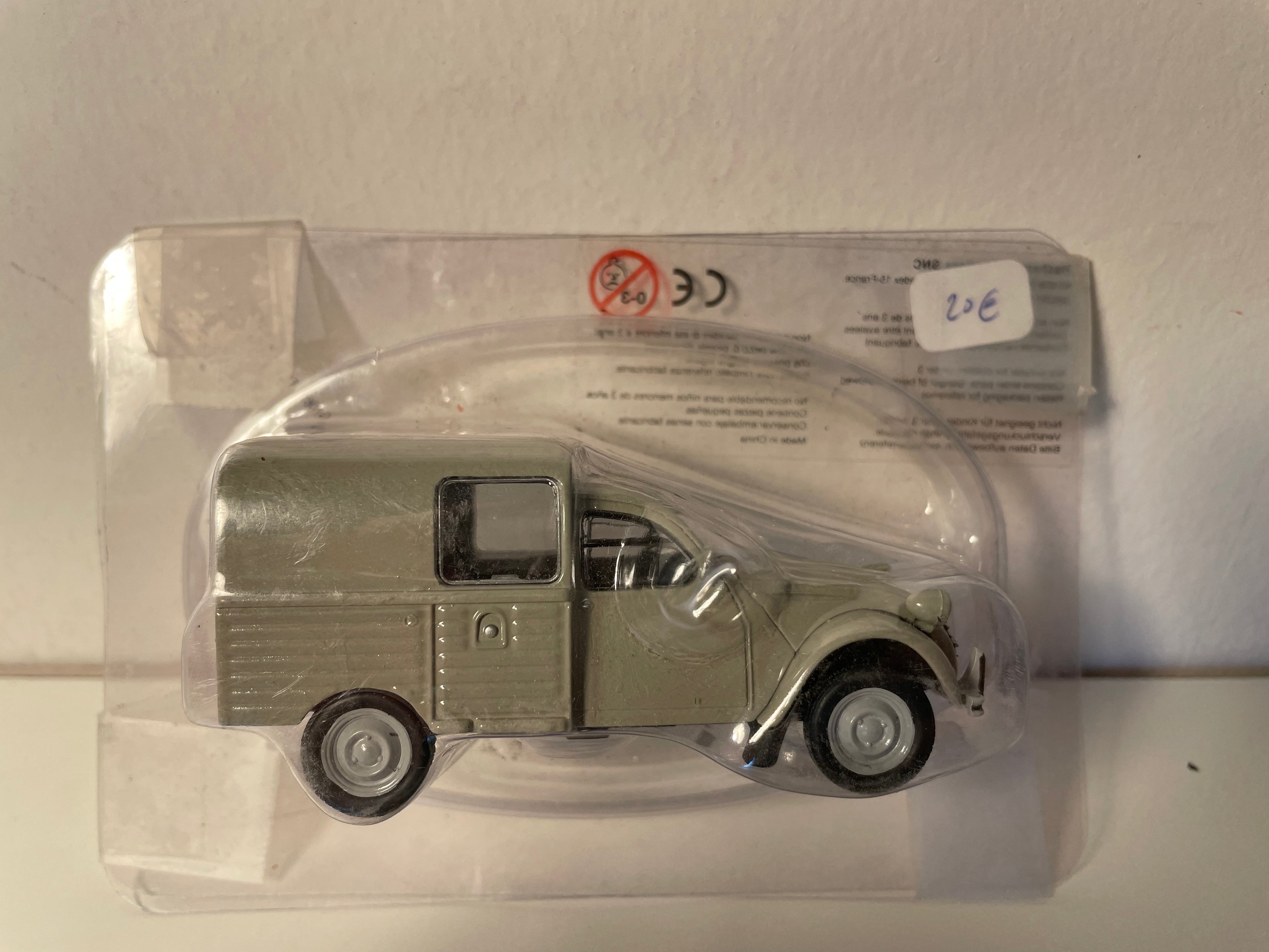 Citroën 2 CV Furgonette hellgréis mat 2 Fënster hannen - Eligor (an Blister)