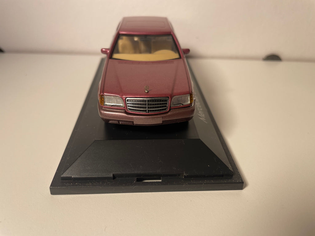 Mercedes-Benz 600 SEL Faarf Almandirot (bordeaux?) - HERPA Miniaturmodelle