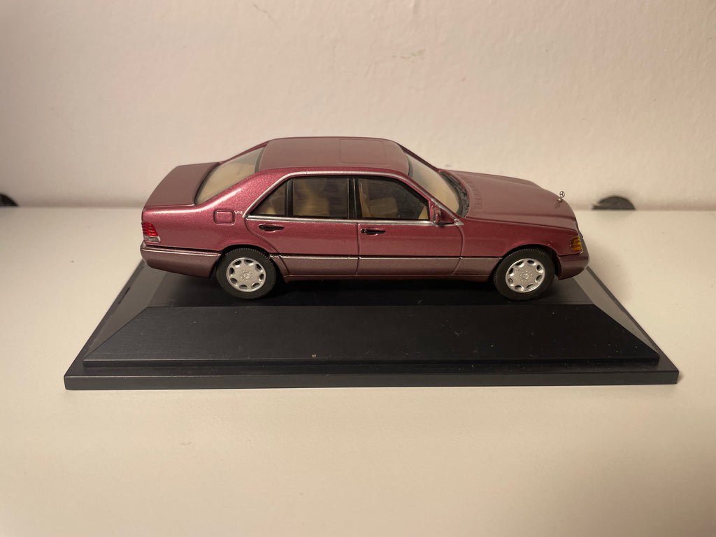 Mercedes-Benz 600 SEL Faarf Almandirot (bordeaux?) - HERPA Miniaturmodelle