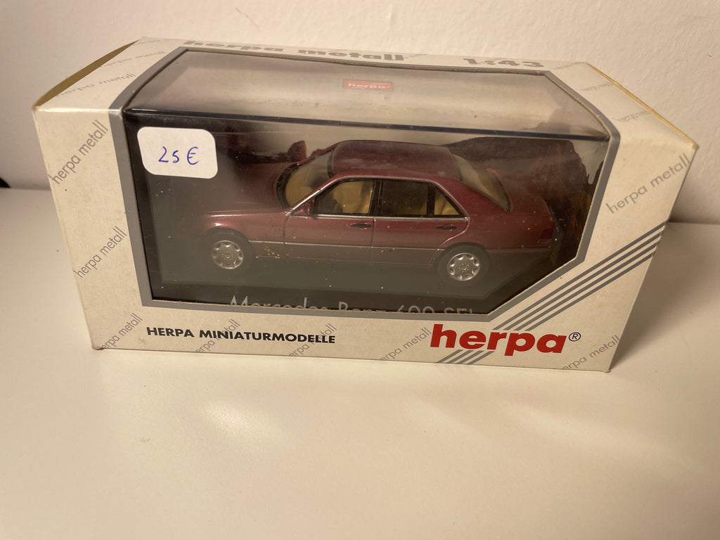 Mercedes-Benz 600 SEL Faarf Almandirot (bordeaux?) - HERPA Miniaturmodelle