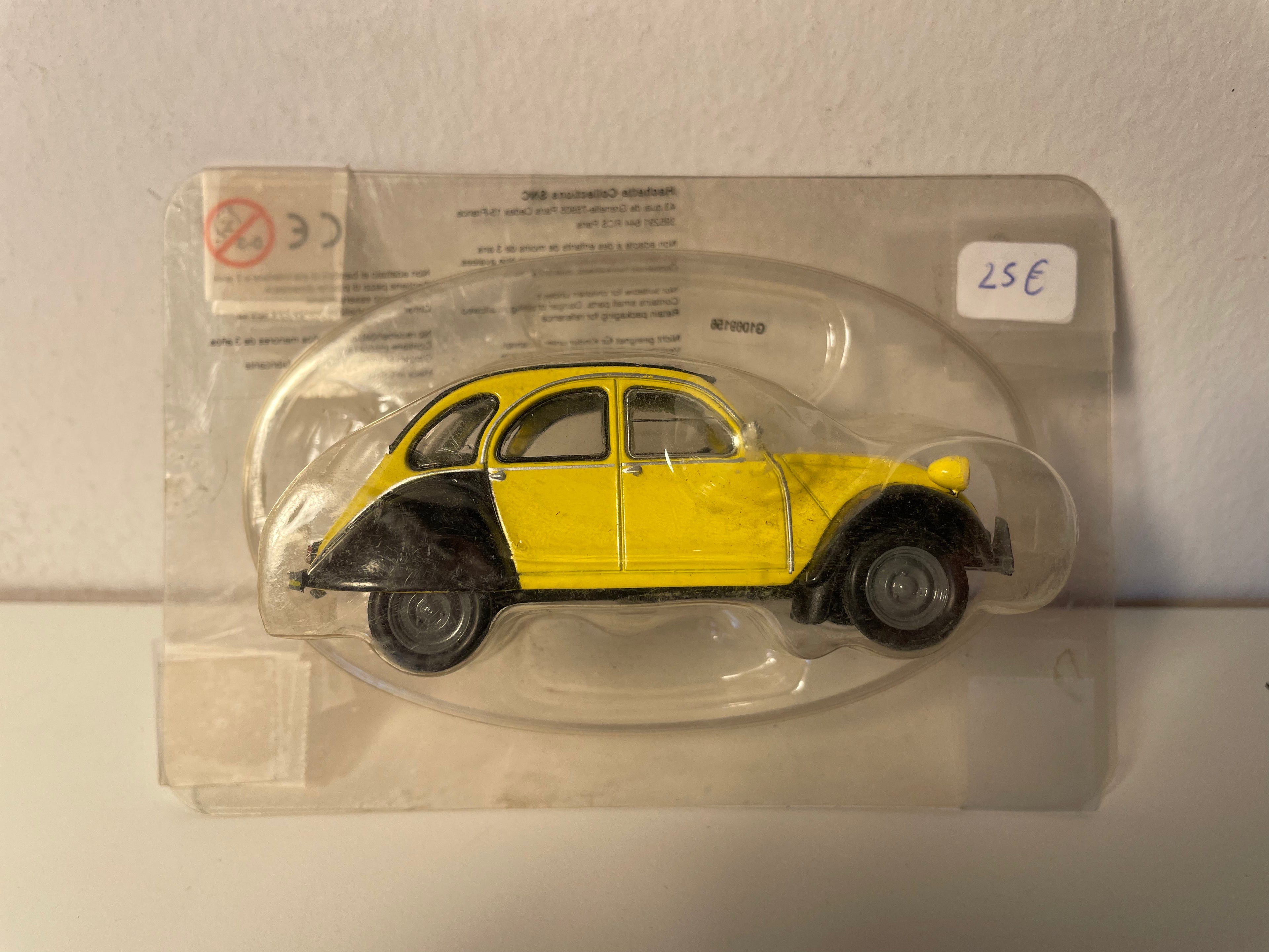 Citroën 2 CV giel a schwaarz - Eligor (an der Verpackung)