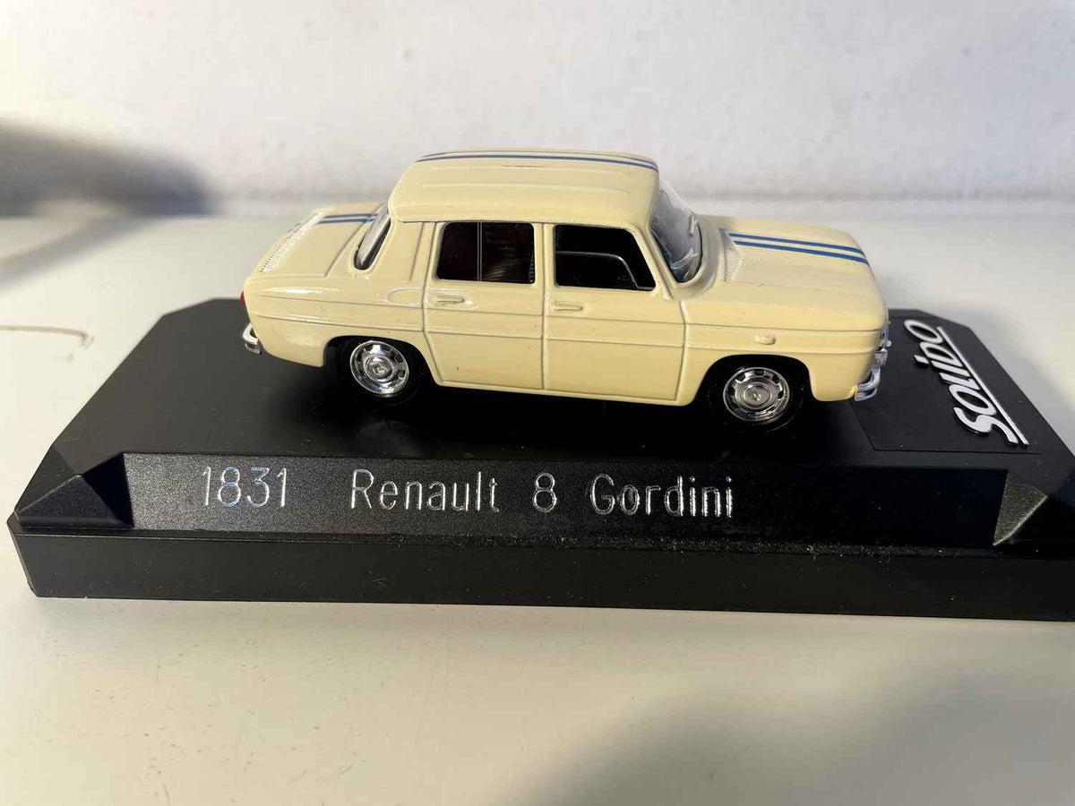 Renault 8 Gordini light beige/cream? (Solido reference 1831)