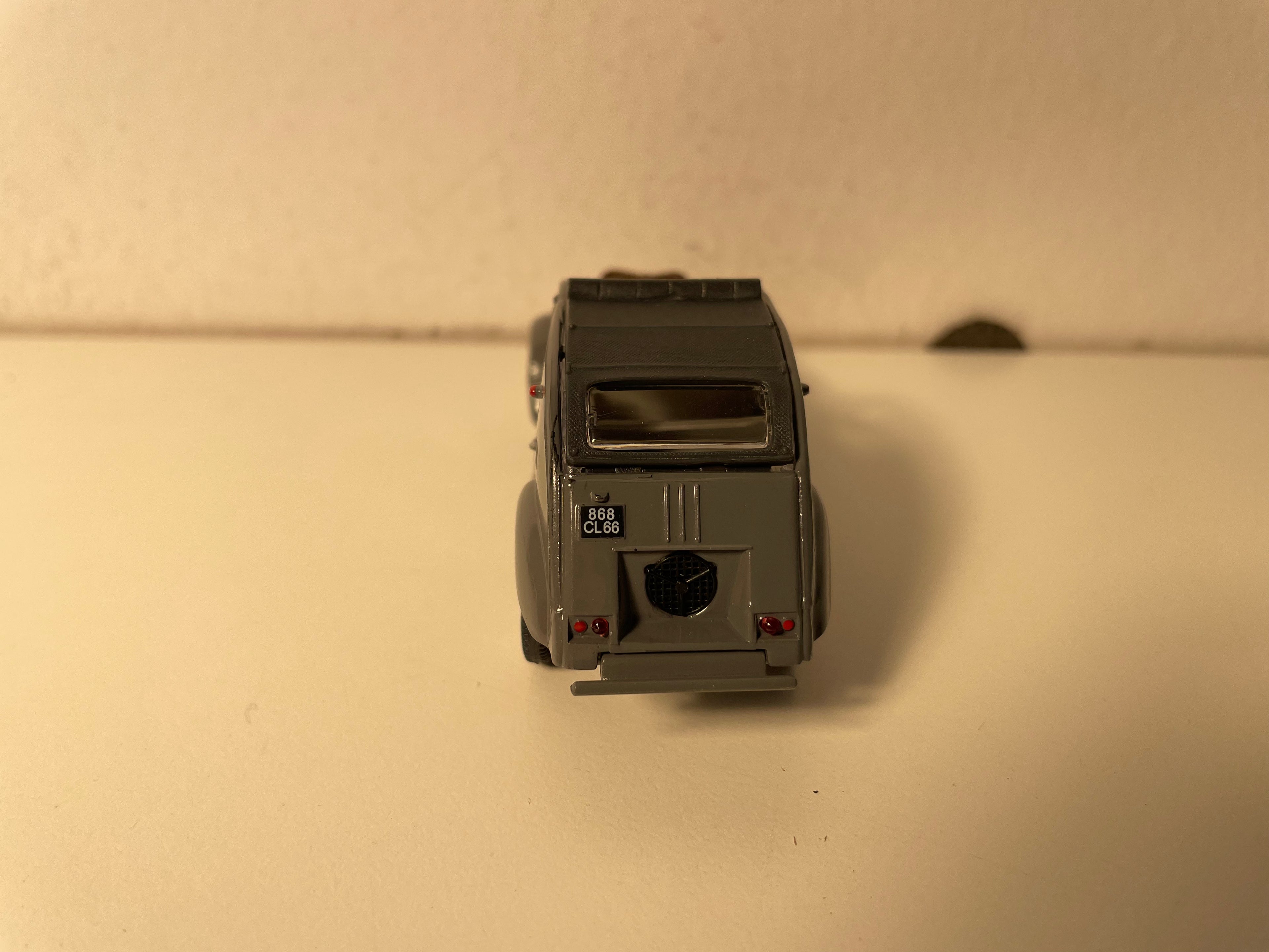 Citroën 2 CV 4x4 grise de 1961 avec capote à moitié ouverte - Norev (sous blister) - 868 CL 66
