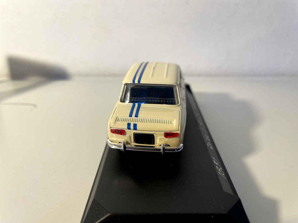 Renault 8 Gordini light beige/cream? (Solido reference 1831)