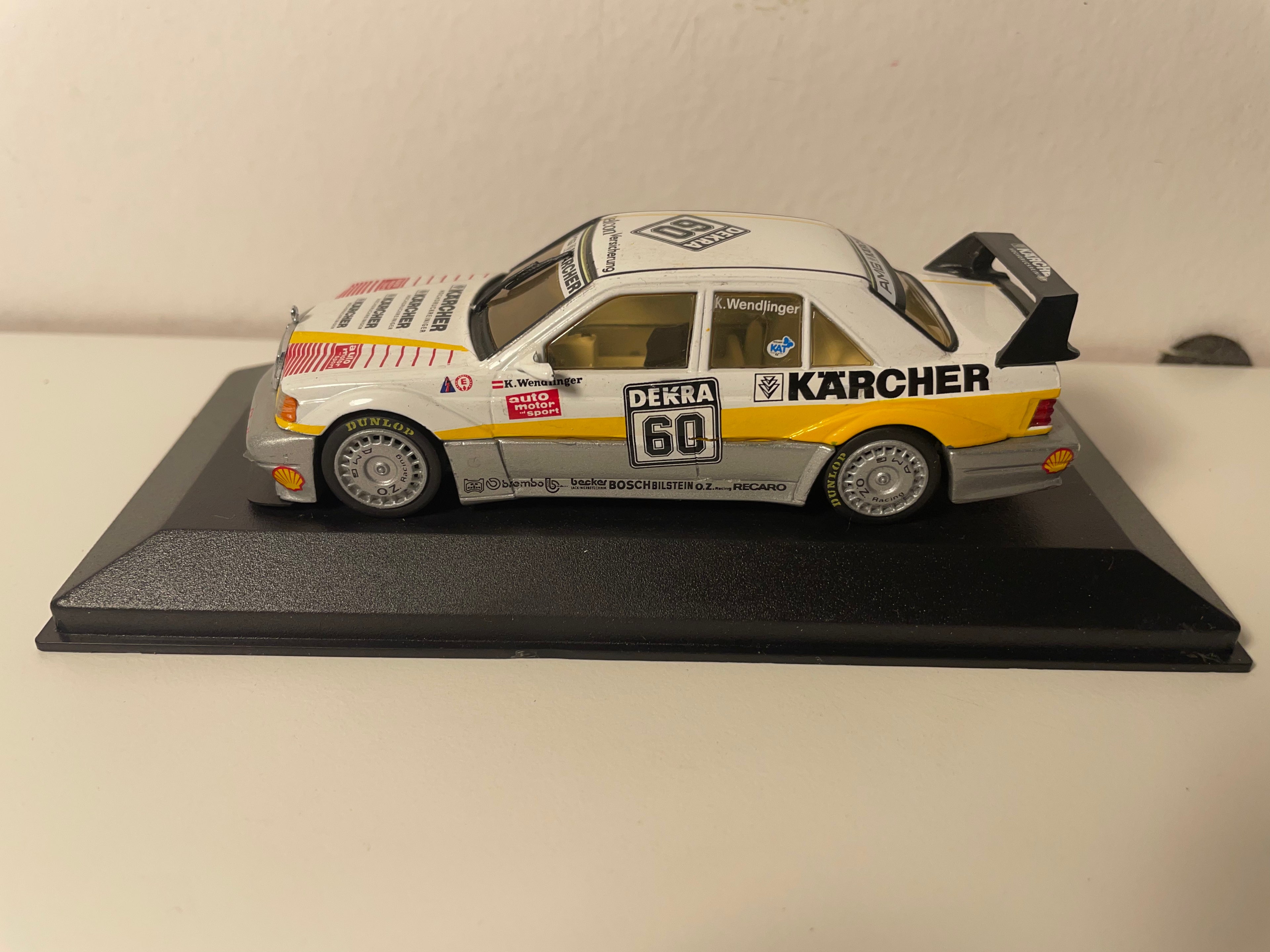 Mercedes 190 E Evo 2 biało, żółto i szaro numerek 60 - Minichamps referencja 3130