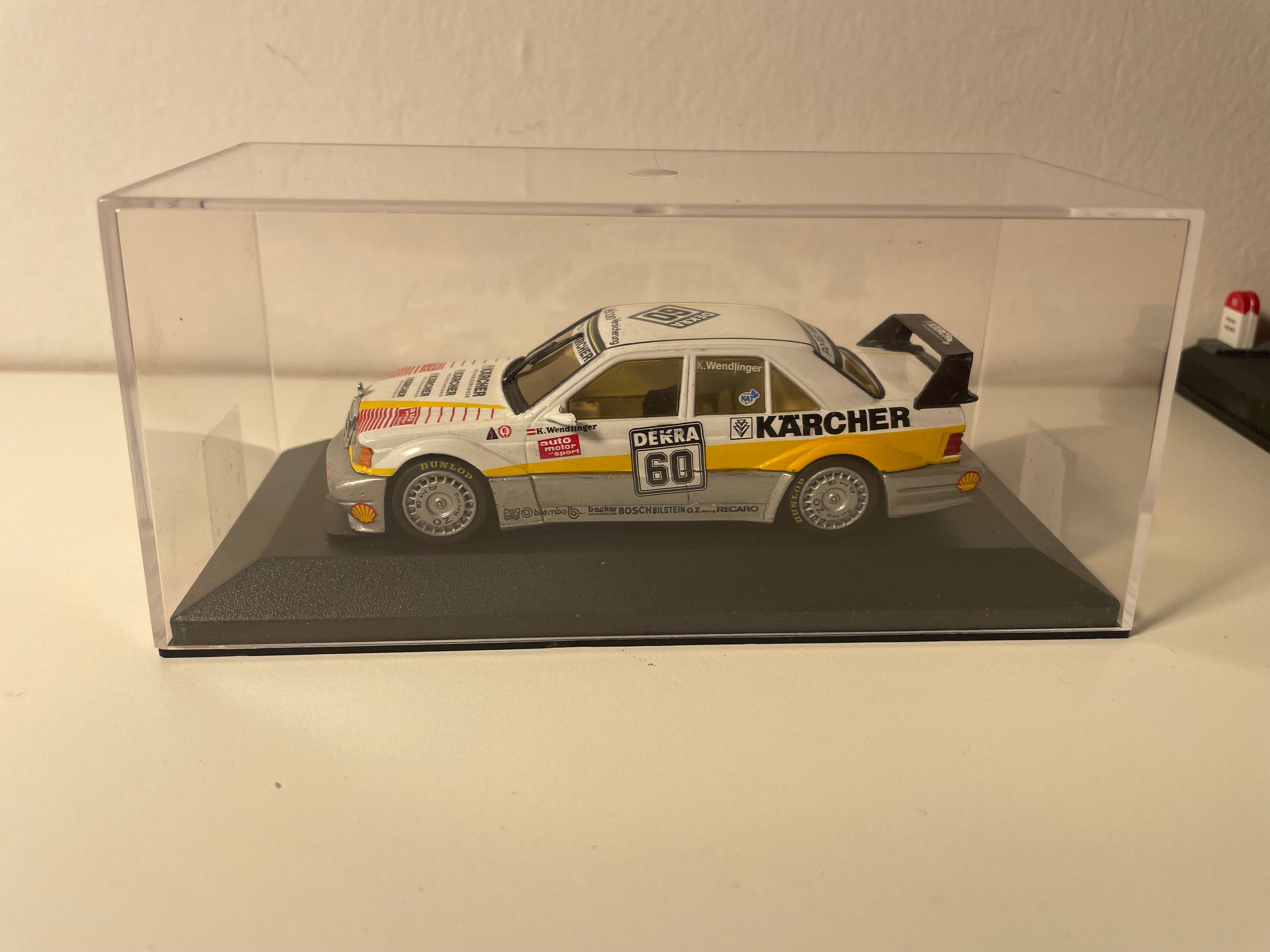 Mercedes 190 E Evo 2 biało, żółto i szaro numerek 60 - Minichamps referencja 3130