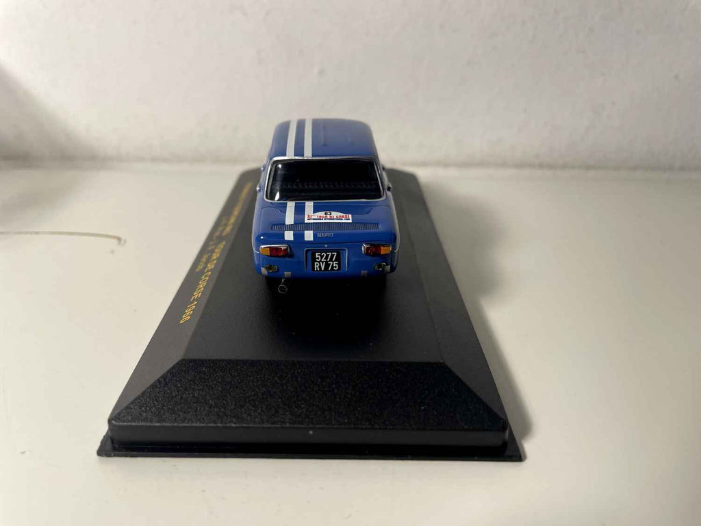 Renault 8 Gordini niebieska numer 83 - Tour de Corse 1966 - IXO referencja RAC096