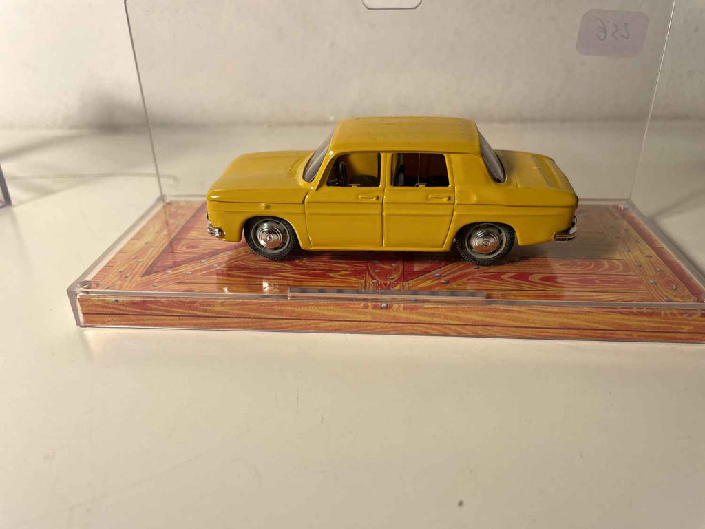 Renault 8S yellow - NOREV