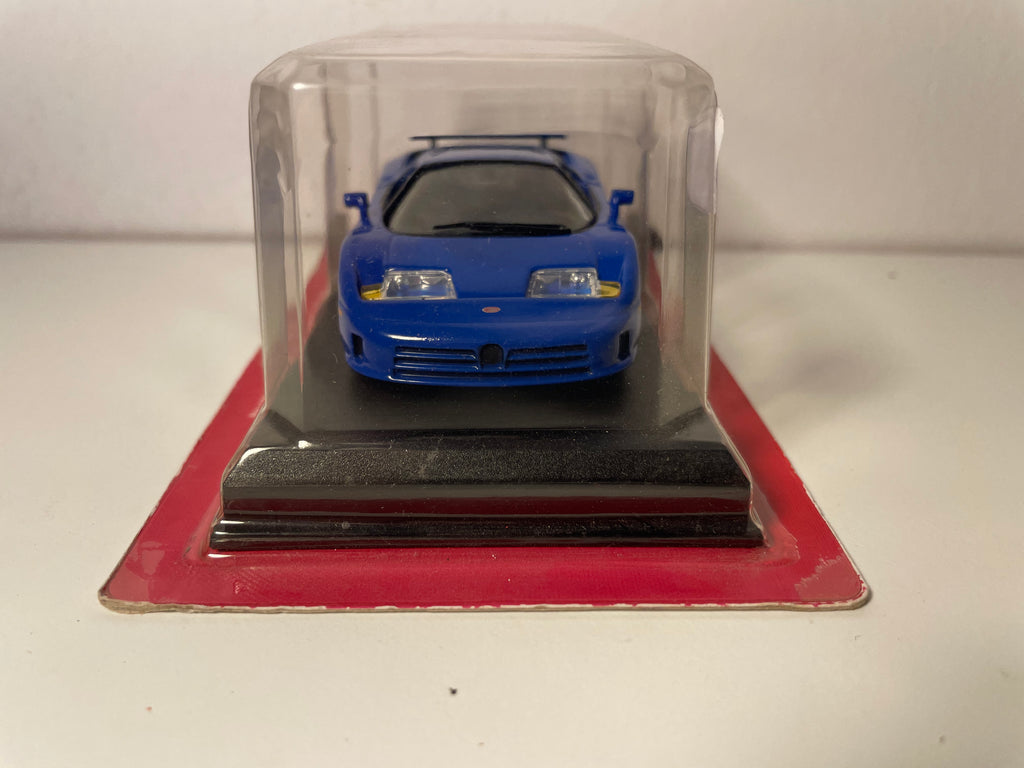 Bugatti EB 110 bleue de 1994 (Auto-Plus)