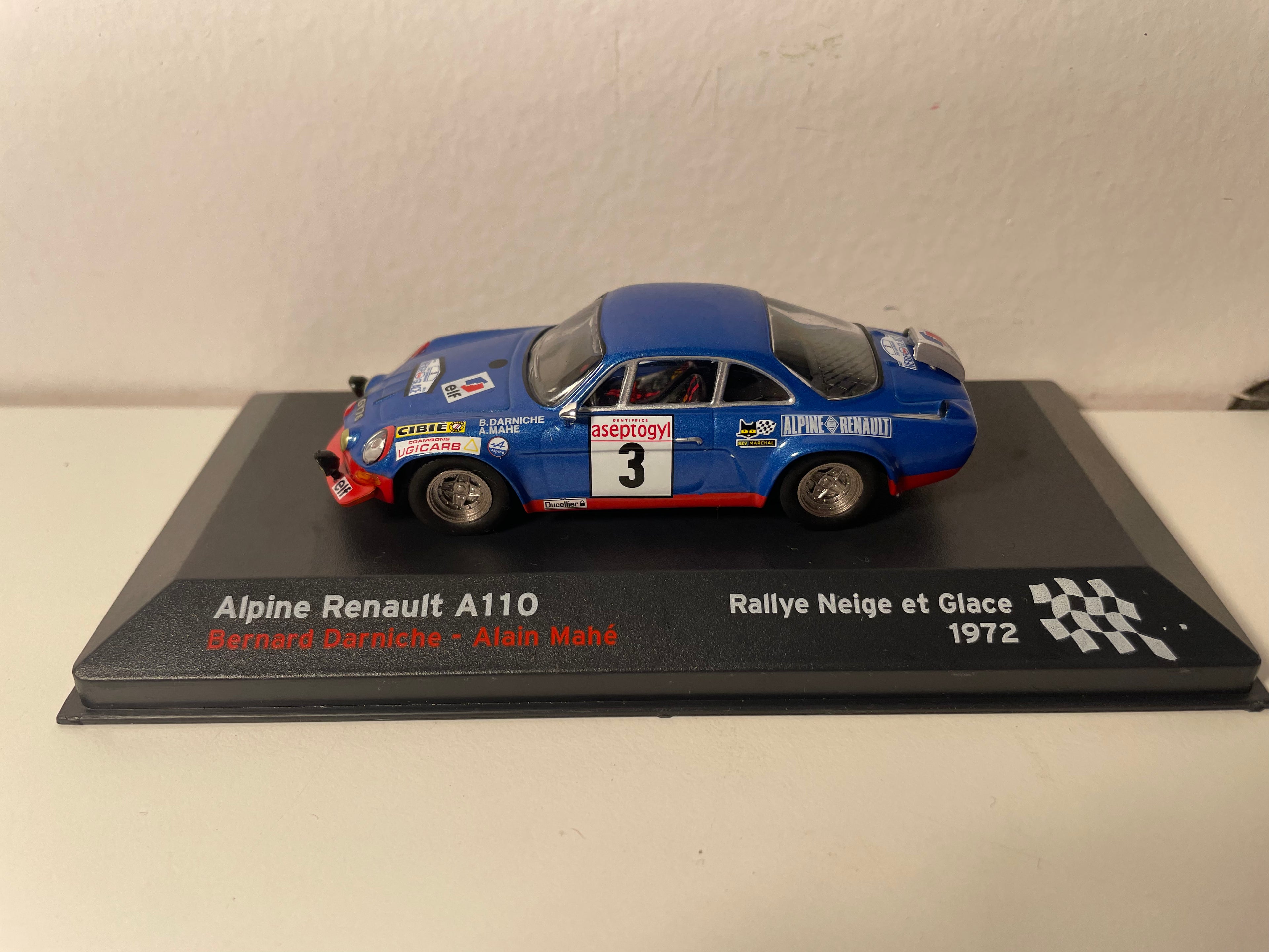 Alpine Renault A110 blo Nummer 3 - Rallye Schnei anäis Glätscher 1972