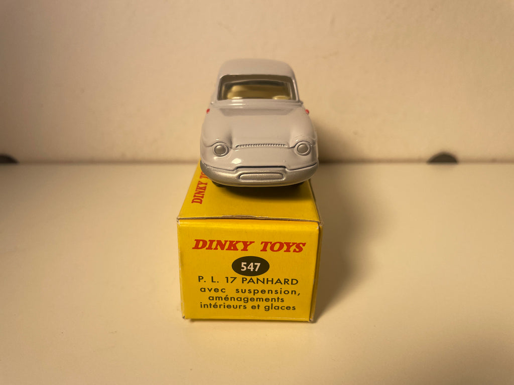 Panhard PL 17 Lichtgrijs Dinky-Toys (Atlas Edities) - Nr. 547