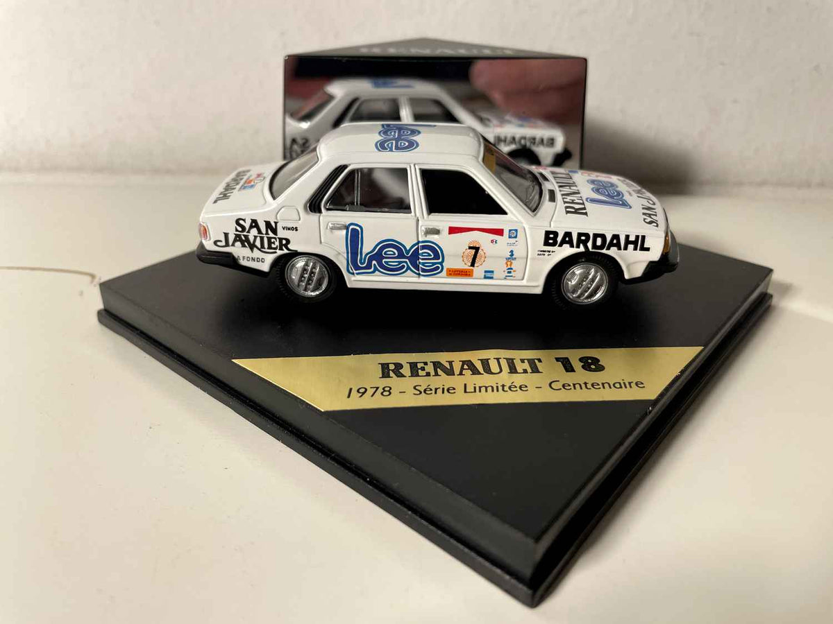 Renault 18 blanca número 7 de 1978 con decoración + textos en el coche - NOREV (edición limitada por los 100 años de Renault)