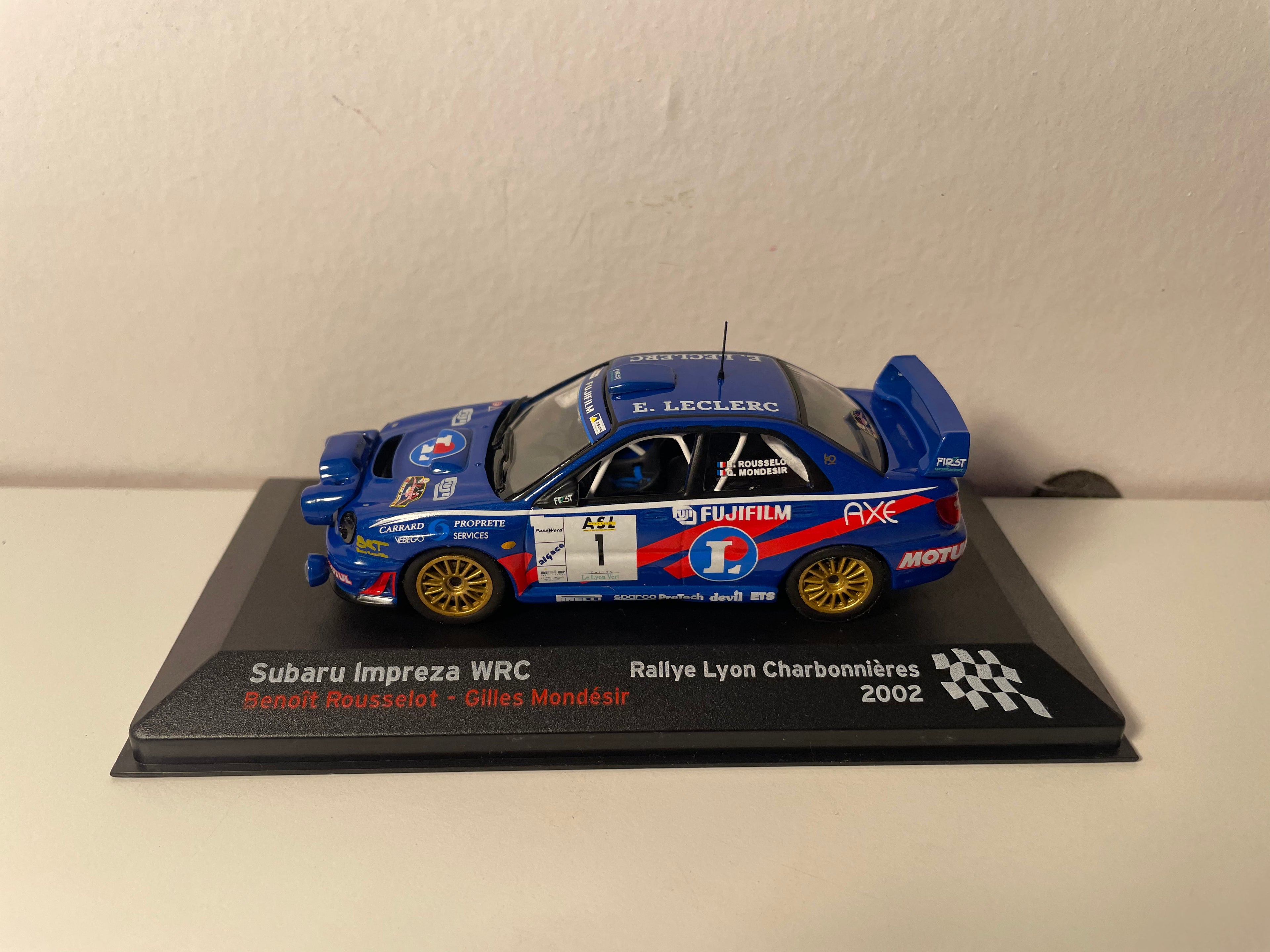 Subaru Impreza WRC niebieska numer 1 - Rajd Lyon-Charbonnières 2002