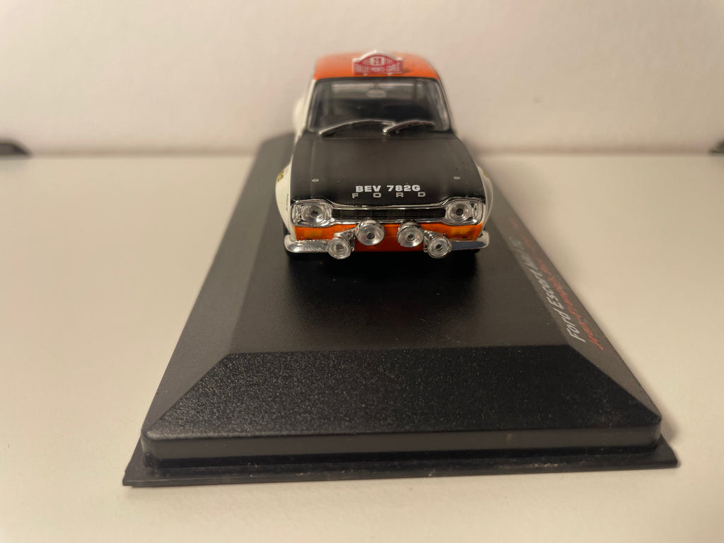Ford Escort MK1 TC weiß, schwarz und orange Nummer 29 - Monte Carlo Rallye 1969