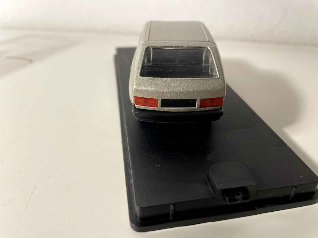 Renault 14 szara z 1976 roku - VEREM referencja 444