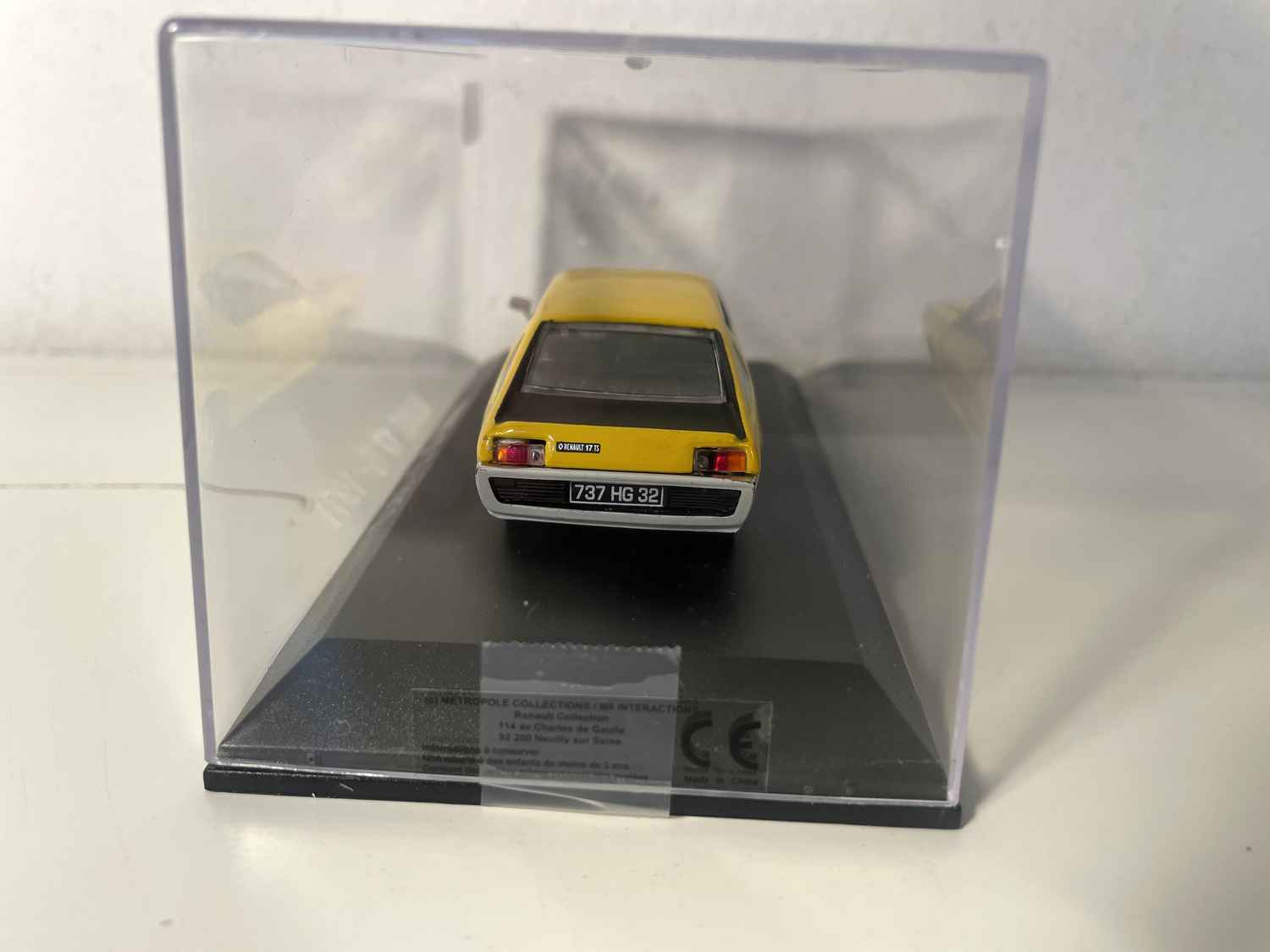 Renault 17 TS pomarańczowo-żółta z 1971 roku