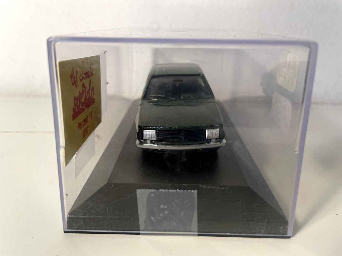 Renault 18 dunkelgrün von 1977