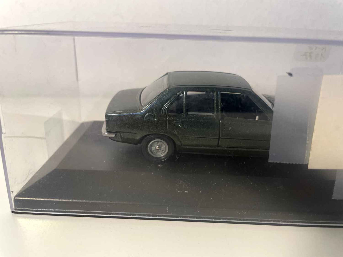Renault 18 dunkelgrün von 1977
