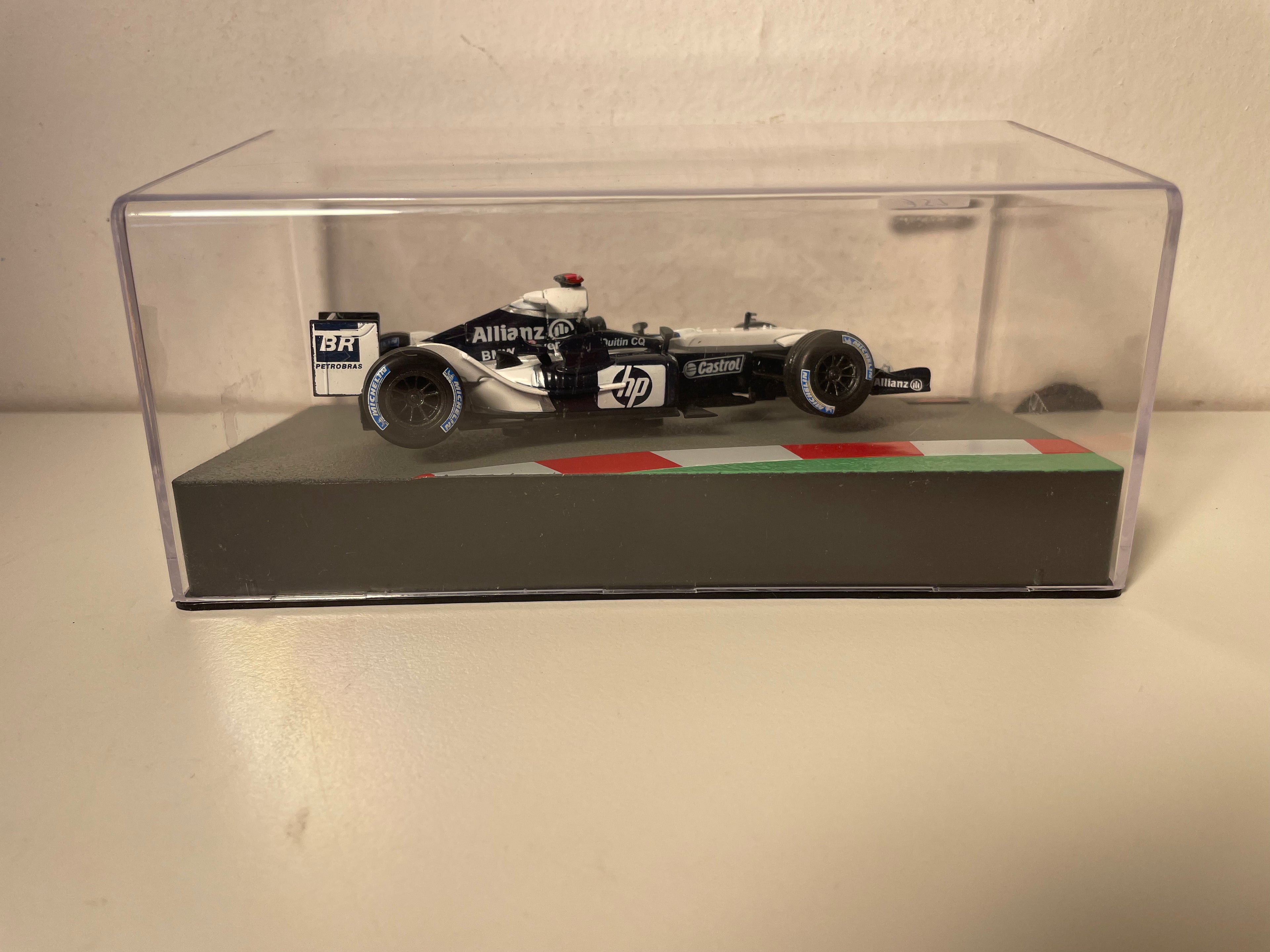 Williams FW26 wäiss an schwaarz Nummer 3 - Formule 1 (Juan Pablo Montoya)