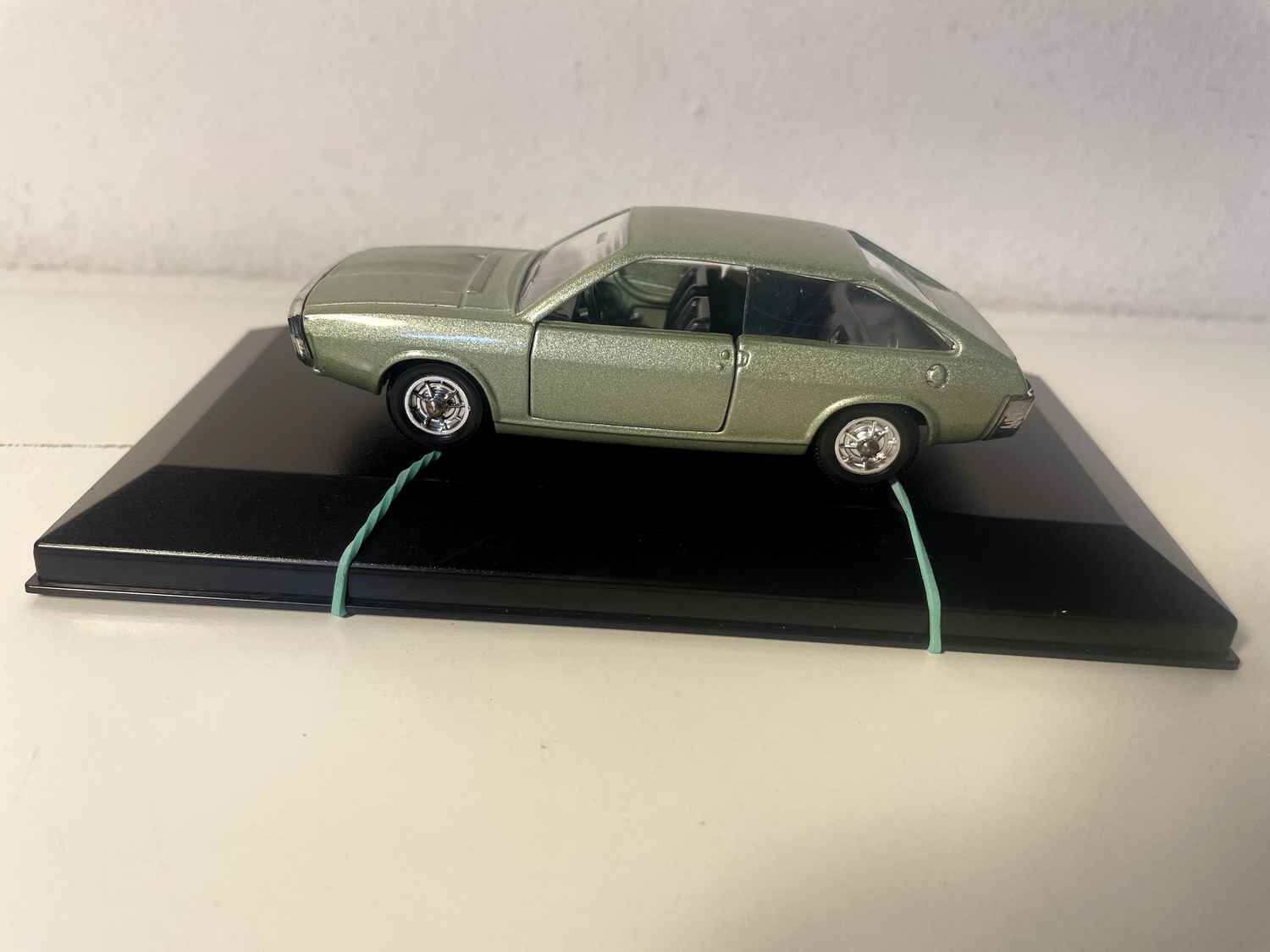 Renault 15 verte - VEREM
