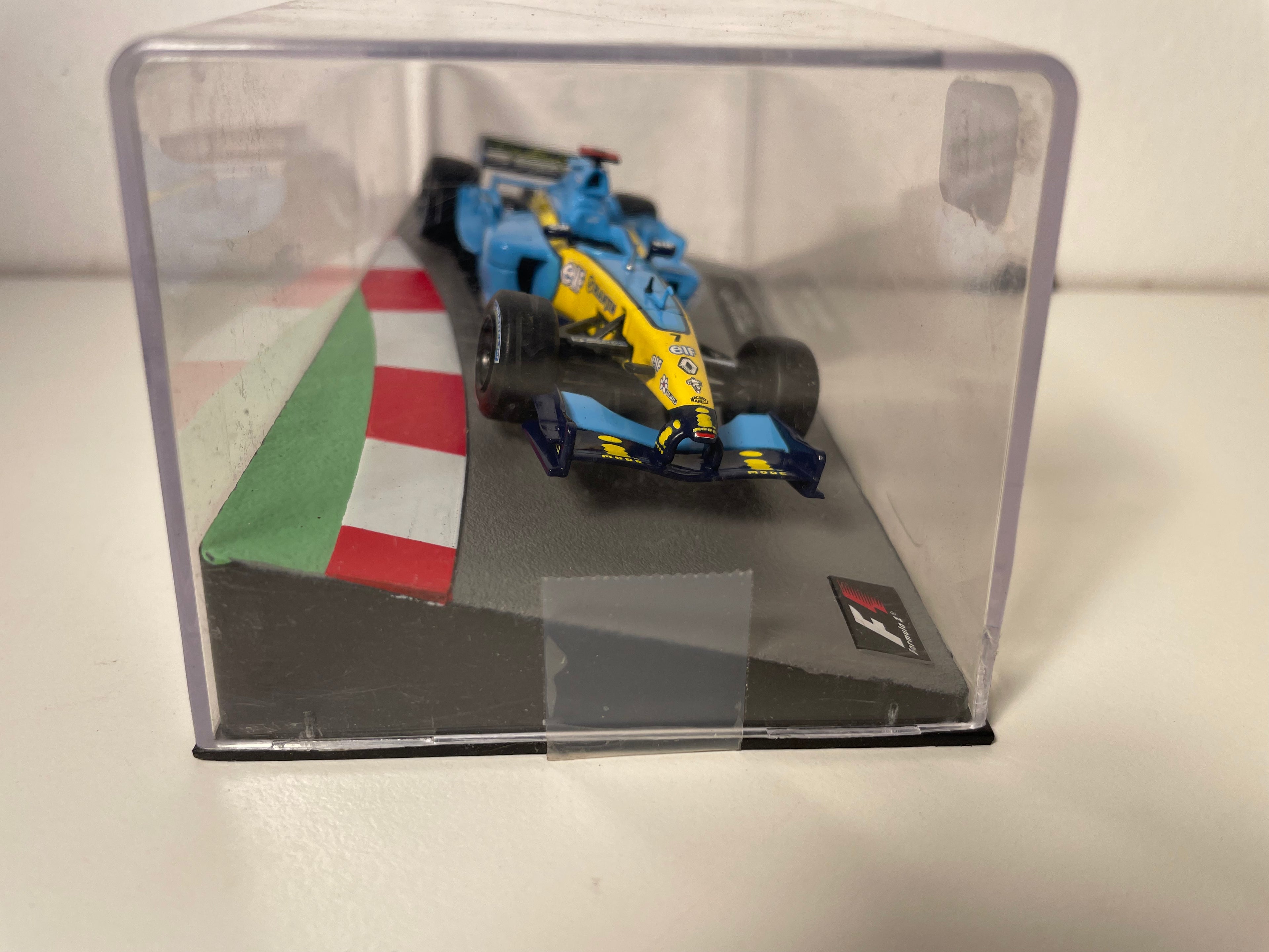 Renault R24 Blue und Yellow Nummer 7 von 2004 (Formel 1)