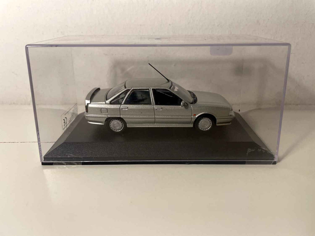 Renault 21 2L. Turbo grise de 1988