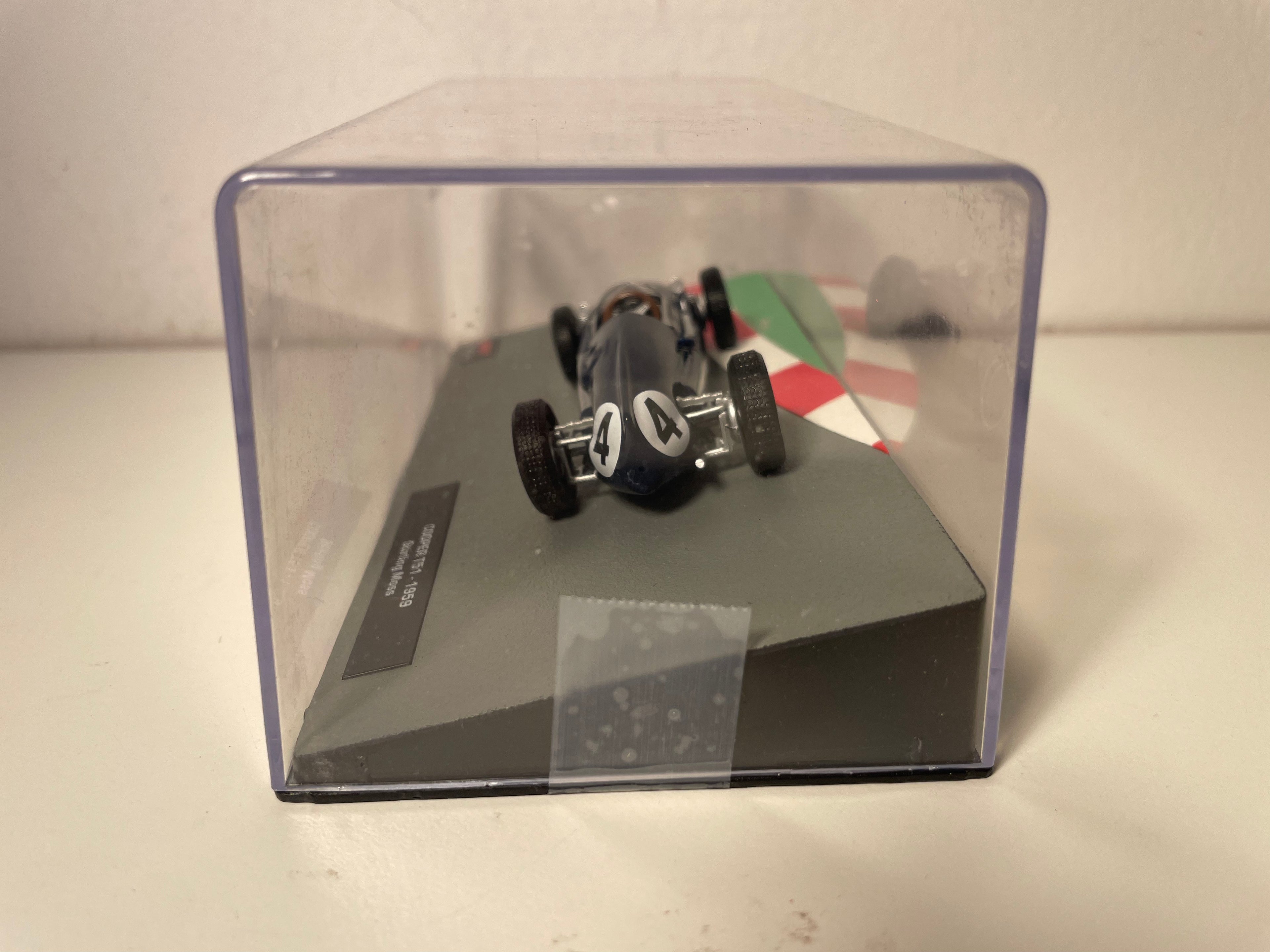 Cooper T51 dunkelblau Nummer 4 von 1959 (Formel 1)