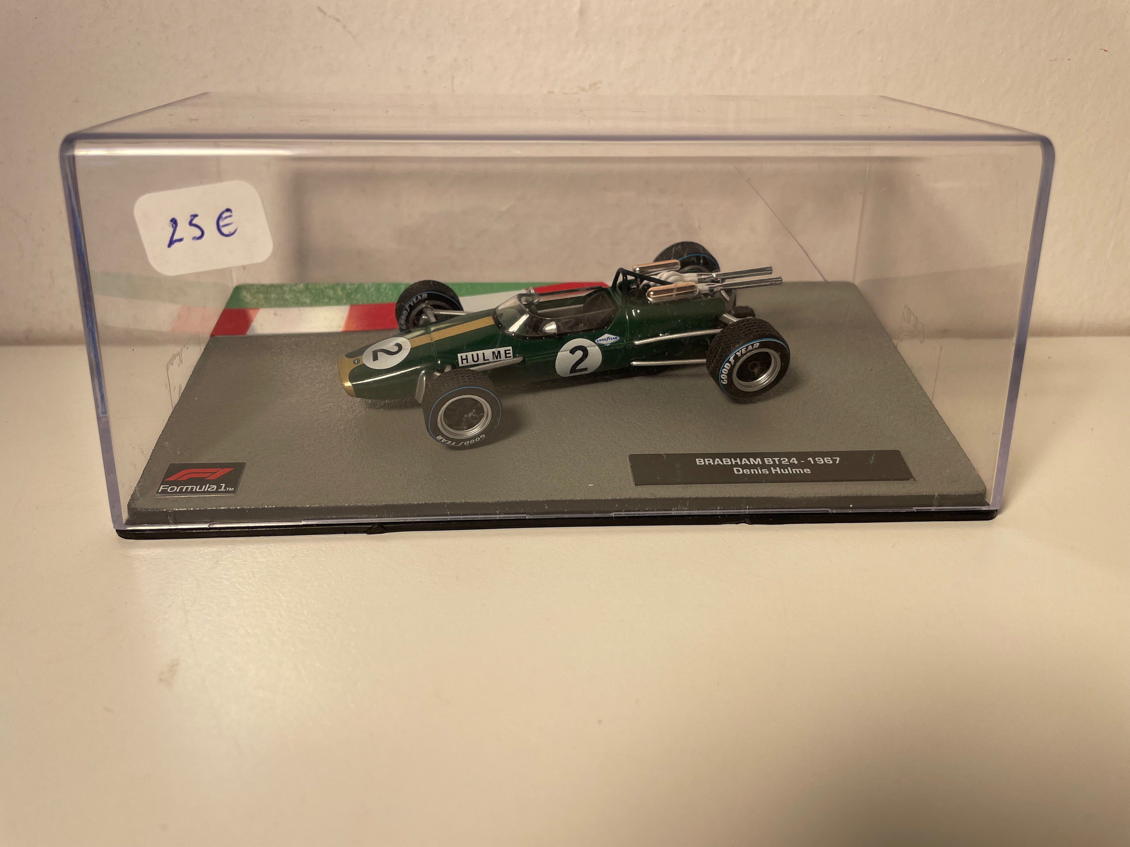 Brabham BT24 grün und gold Nummer 2 von 1967 - Formel 1