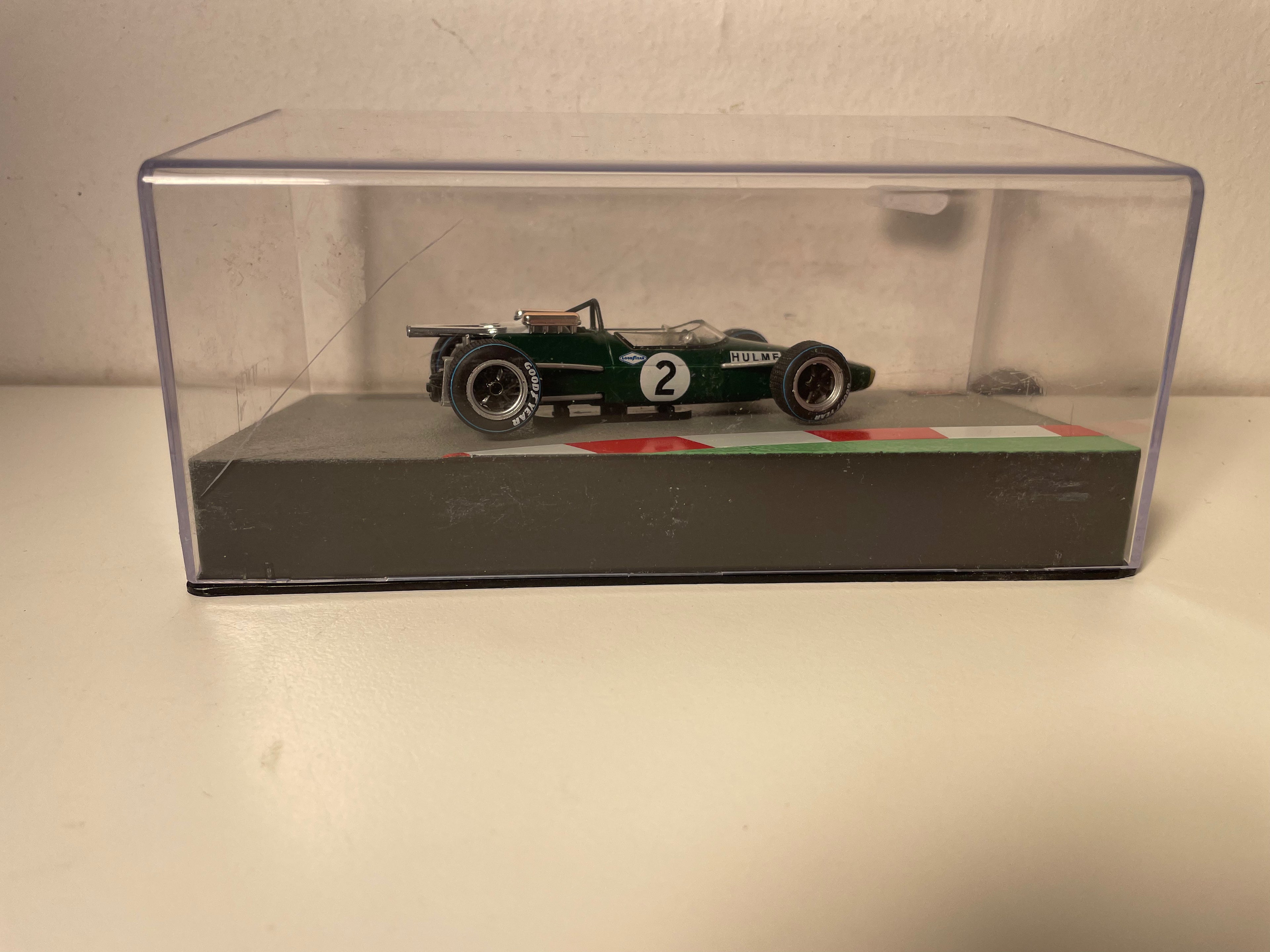 Brabham BT24 grün und gold Nummer 2 von 1967 - Formel 1