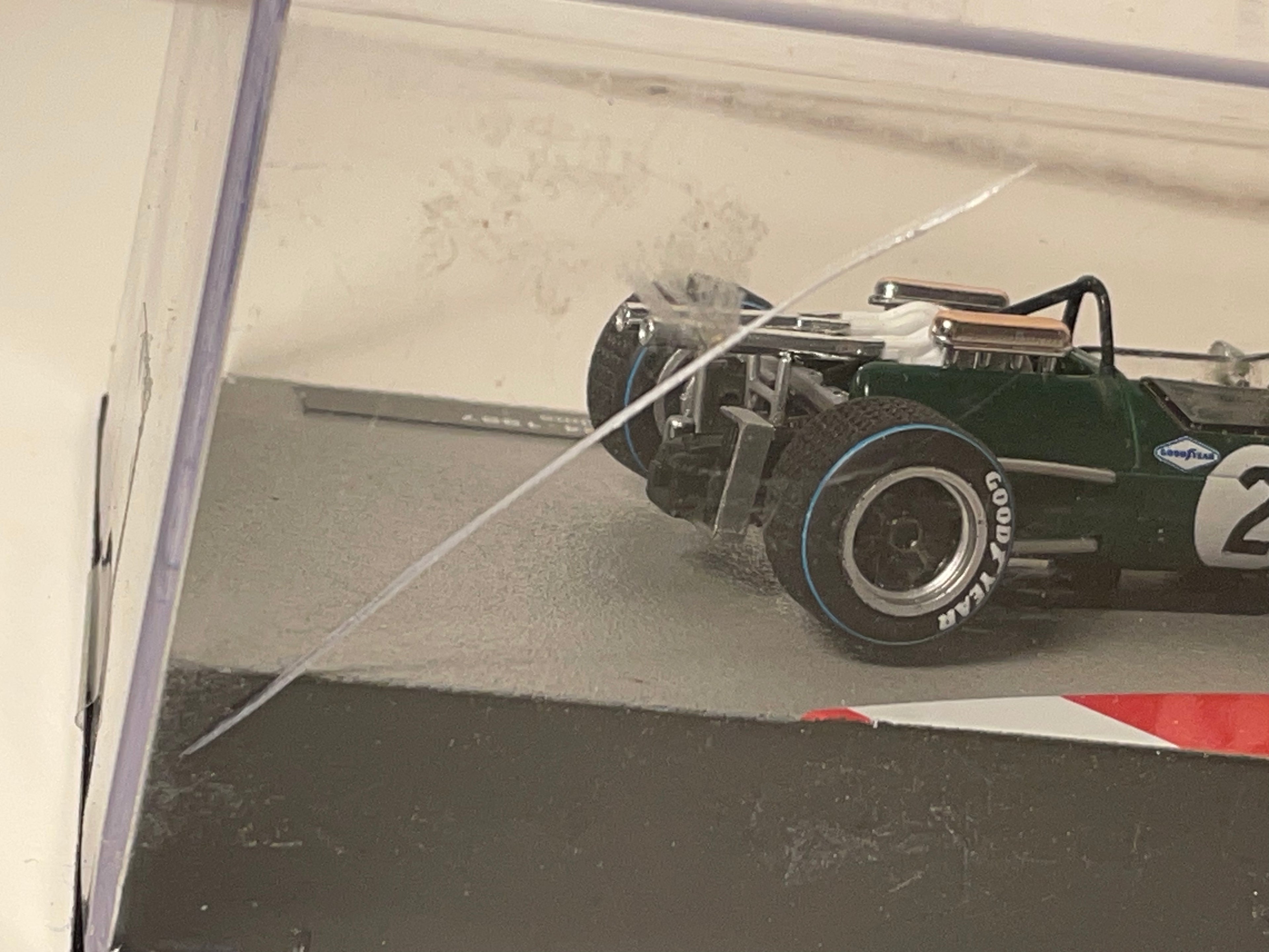 Brabham BT24 grün und gold Nummer 2 von 1967 - Formel 1