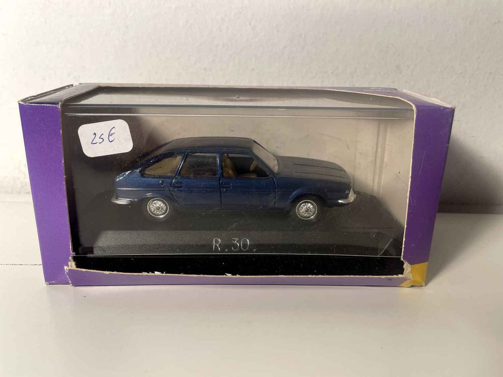 Renault 30 TS blau - SOLIDO
