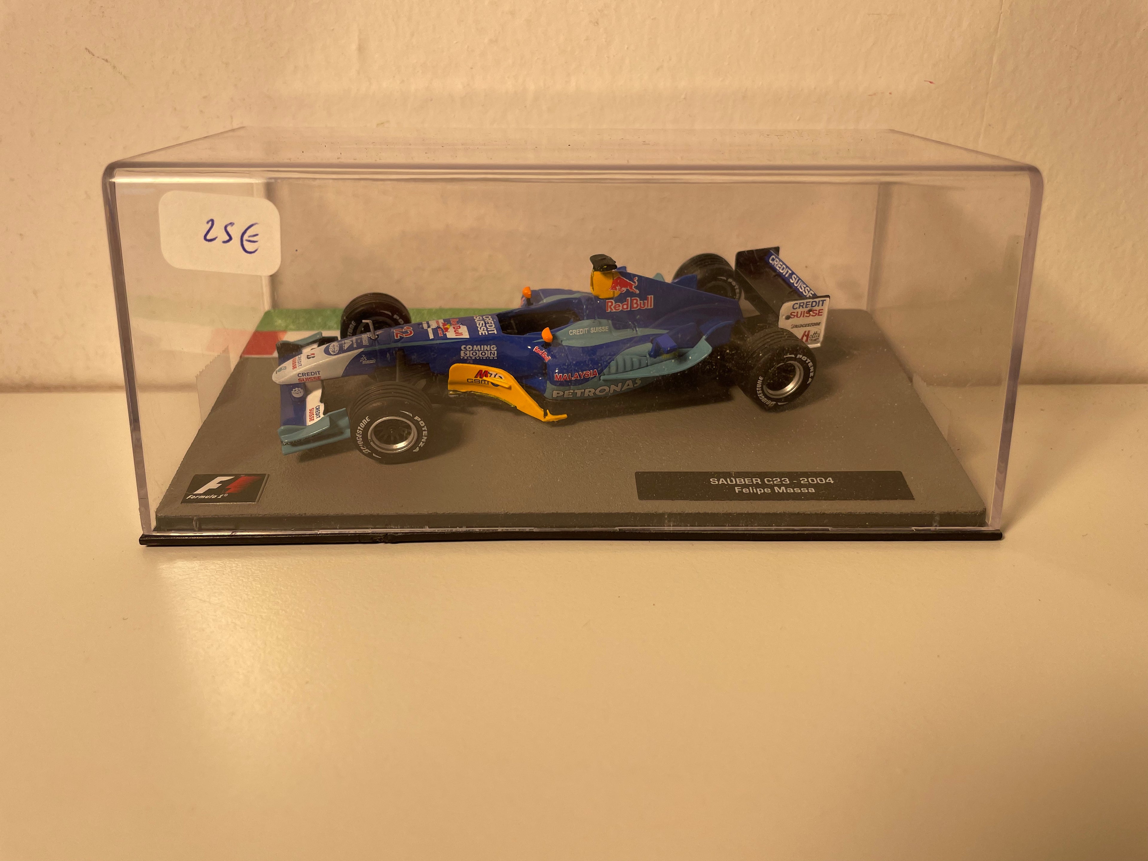 Sauber C23 niebieski i niebieski numer 12 z 2004 roku - Formuła 1