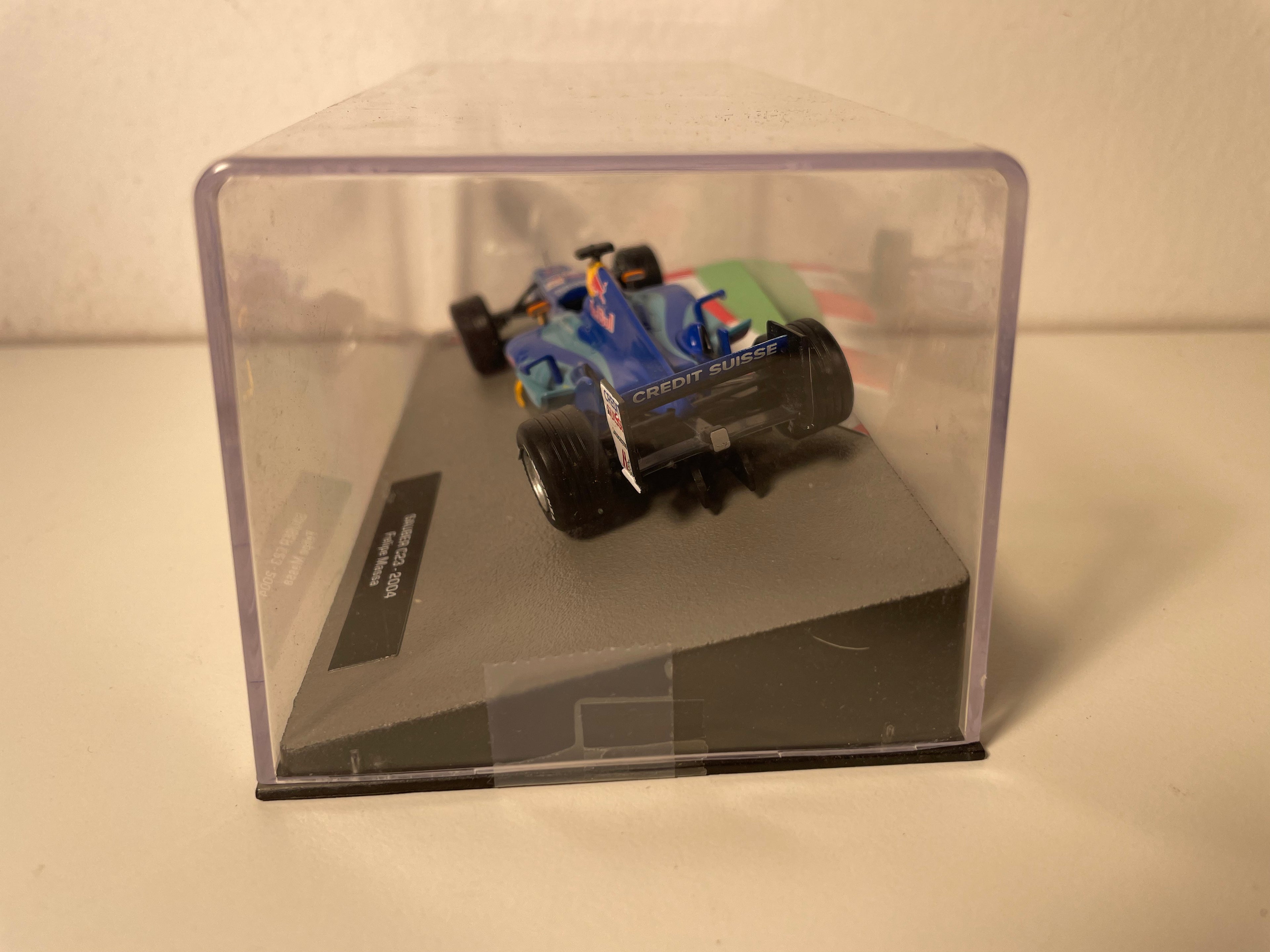 Sauber C23 niebieski i niebieski numer 12 z 2004 roku - Formuła 1