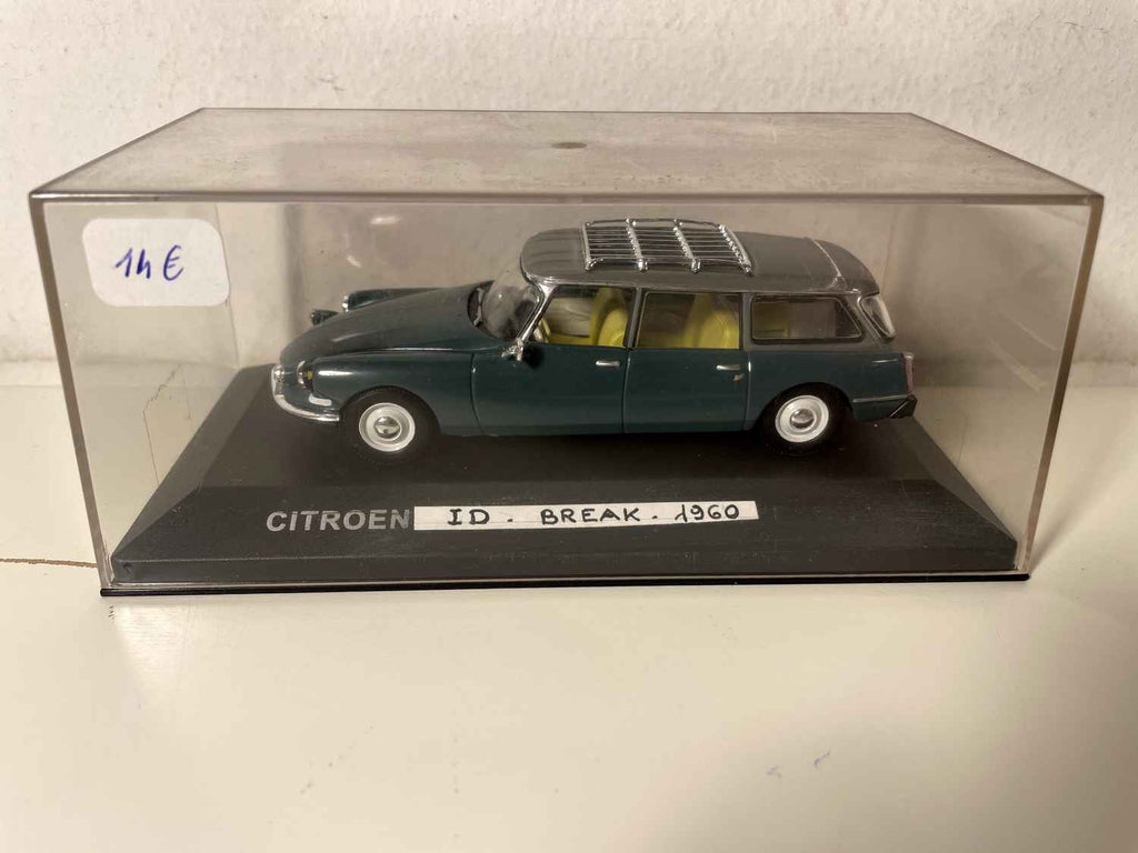 Citroën ID carrinha em verde escuro com tejadilho cinzento e bagageira de tejadilho de 1960 (caixa em plexiglass)