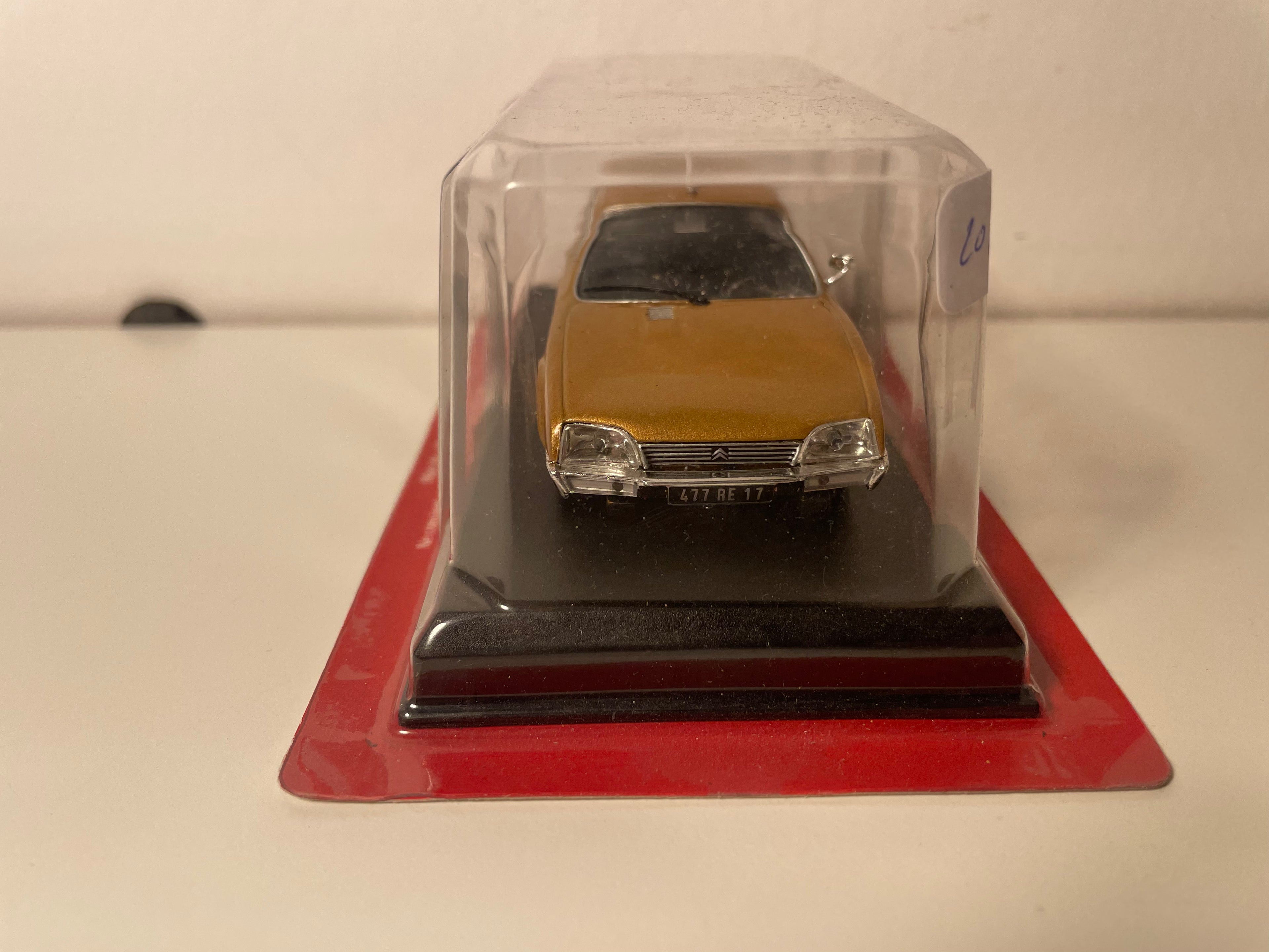1976 Brown Citroën CX - Auto Plus