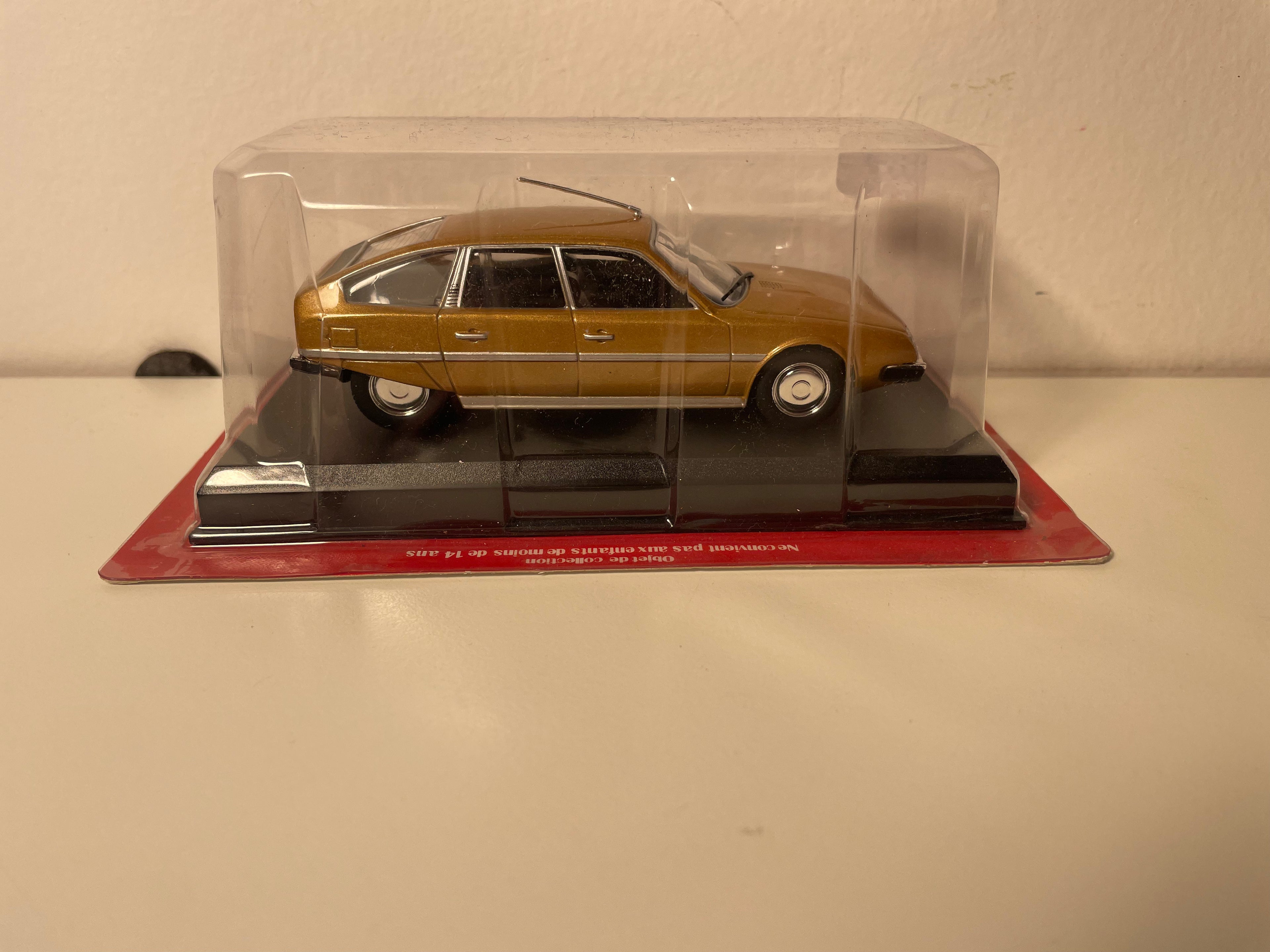 1976 Brown Citroën CX - Auto Plus