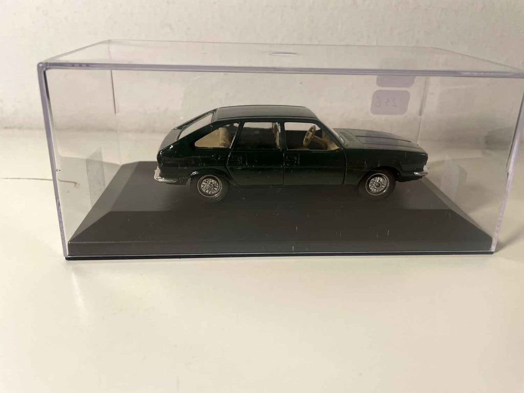 Renault 30 TS dark green - SOLIDO