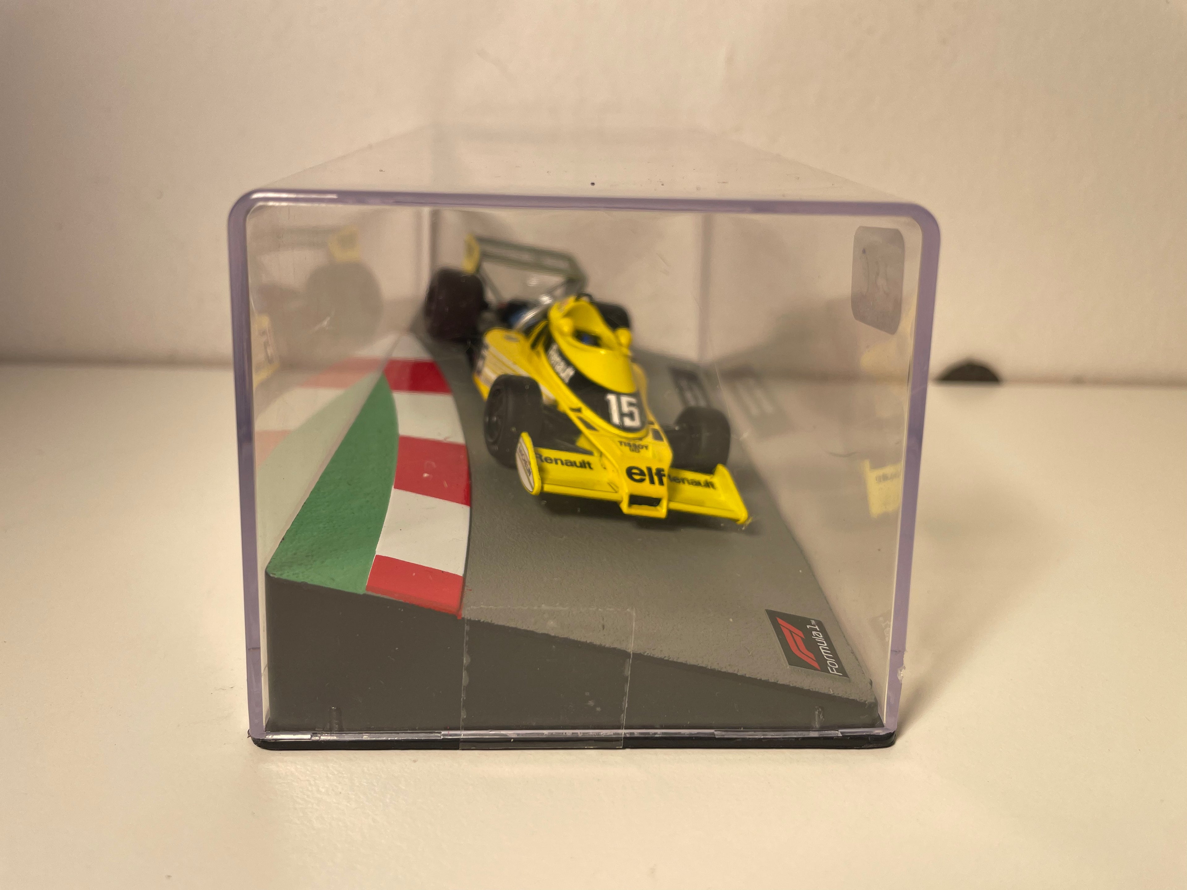 Renault RS01 gelb und schwarz Nummer 15 - 24 Stunden von Le Mans 1977 (Jean-Pierre Jabouille)