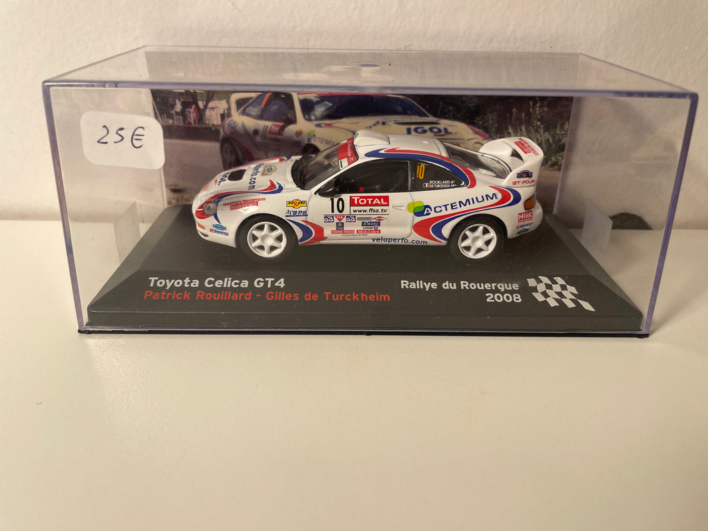 Toyota Celica GT4 wit, blauw en rood nummer 10 - Rouergue rally 2008