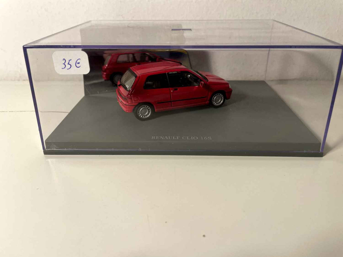 Renault Clio 16S rossa (scatola rettangolare) - Universal Hobbies