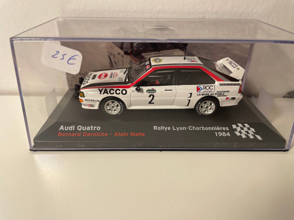Audi Quattro Branco, Vermelho e Preto Número 2 - Rally Lyon - Charbonnières 1984