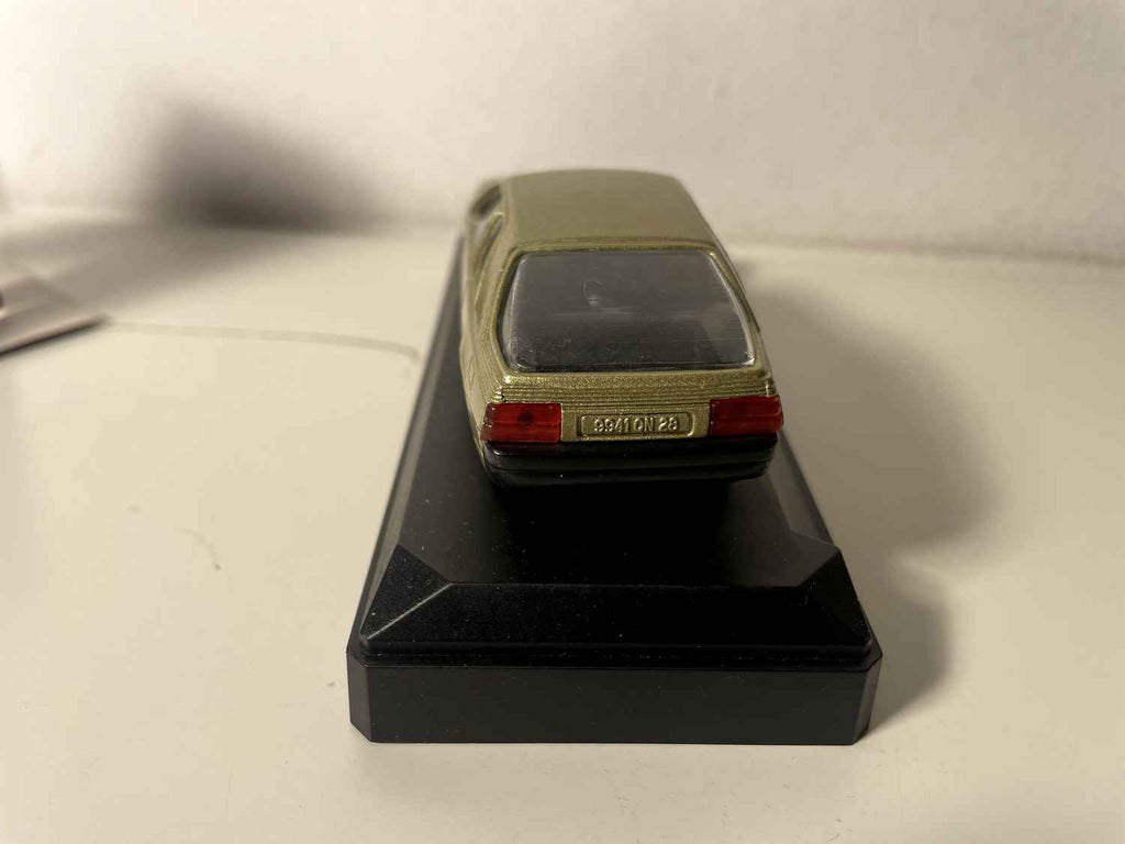 Renault Fuego olivgréng? Solido (mat fiolet Karton Box)