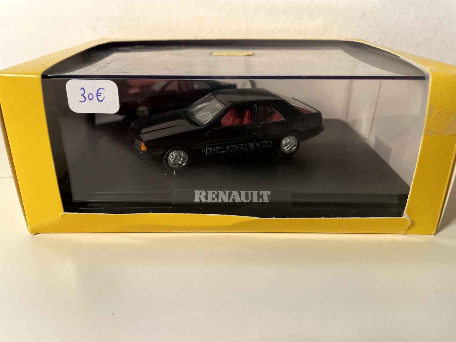 Renault Fuego Turbo czarna z 1980 roku (pudełko prostokątne) - NOREV