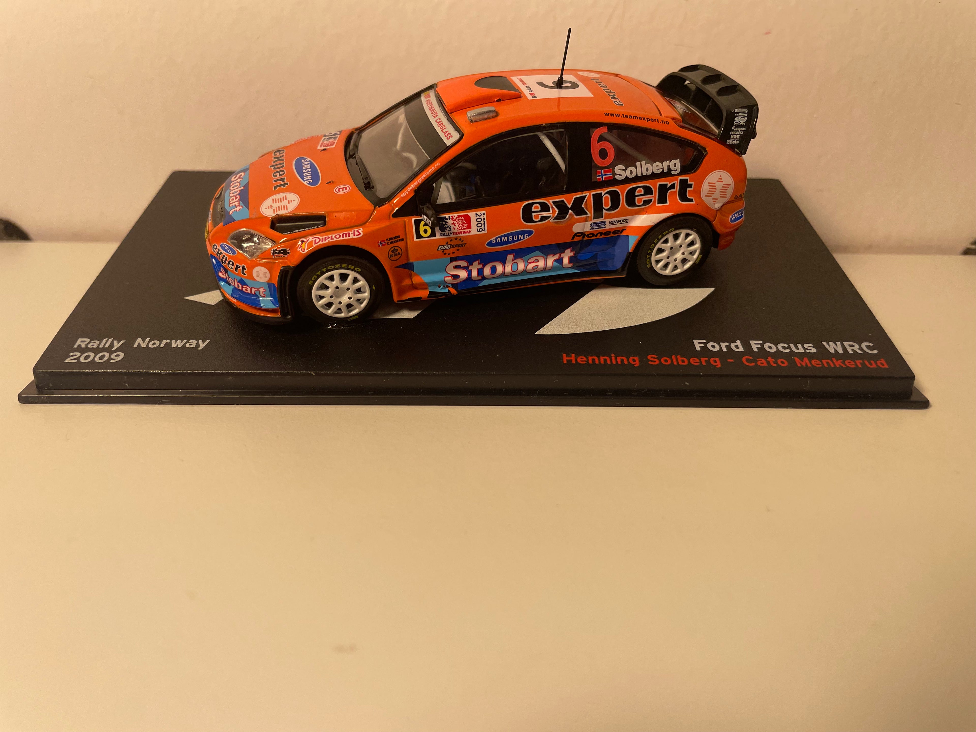 Ford Focus WRC arancione numero 6 - rally di Norvegia 2009