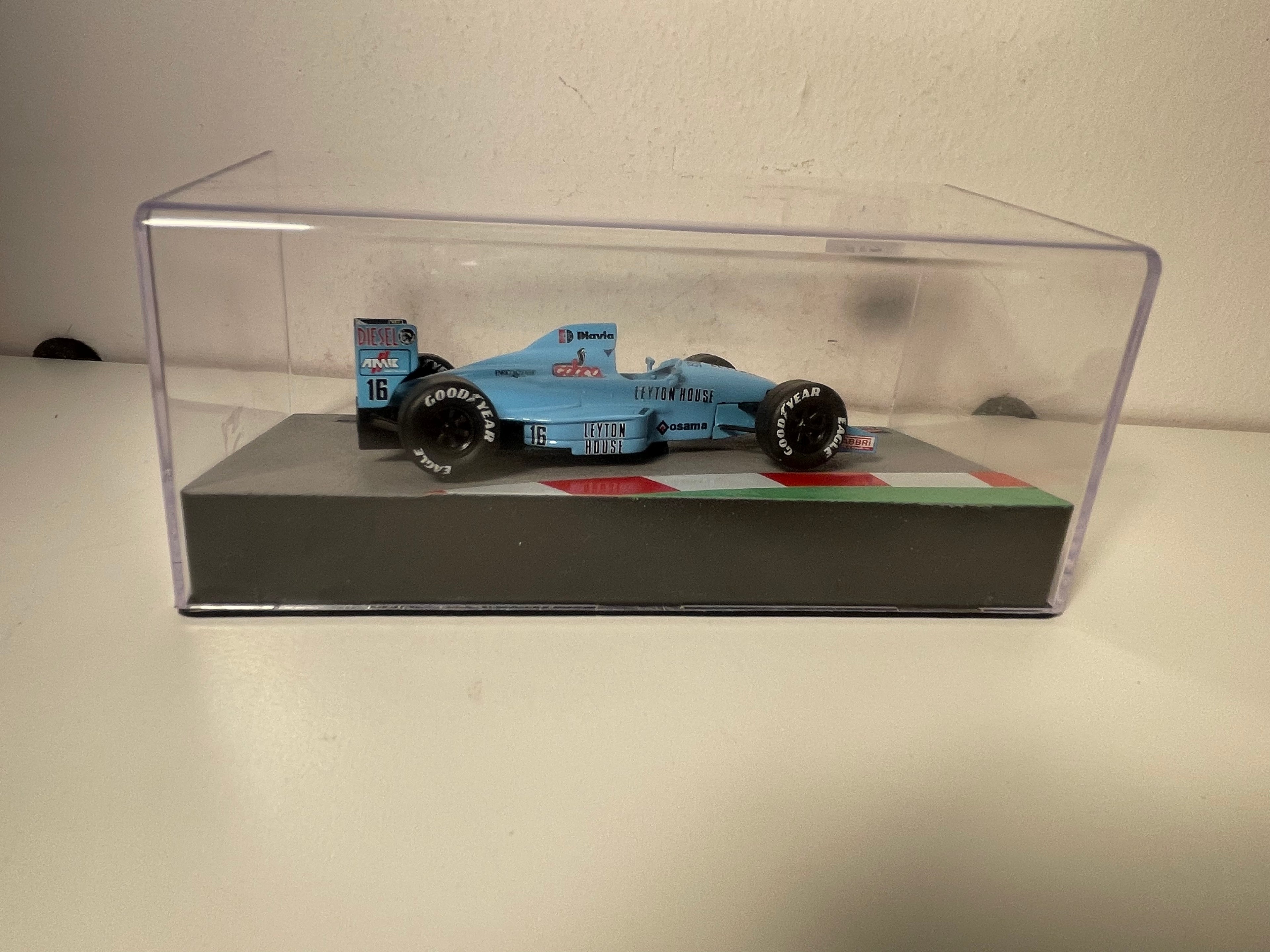 March Judd 881 jasnoniebieski numer 16 - Formuła 1 z 1988 roku (Ivan Capelli)