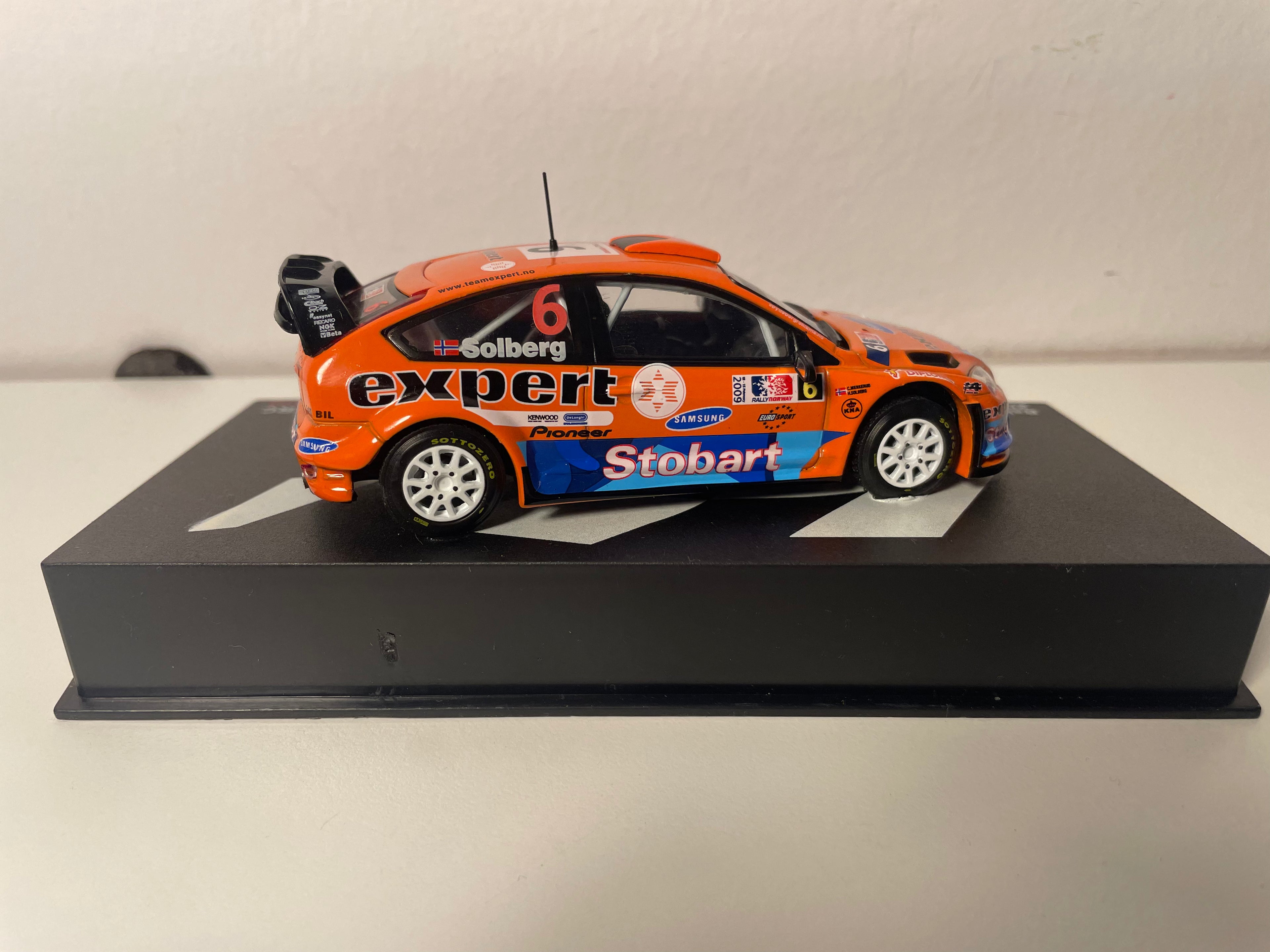Ford Focus WRC arancione numero 6 - rally di Norvegia 2009