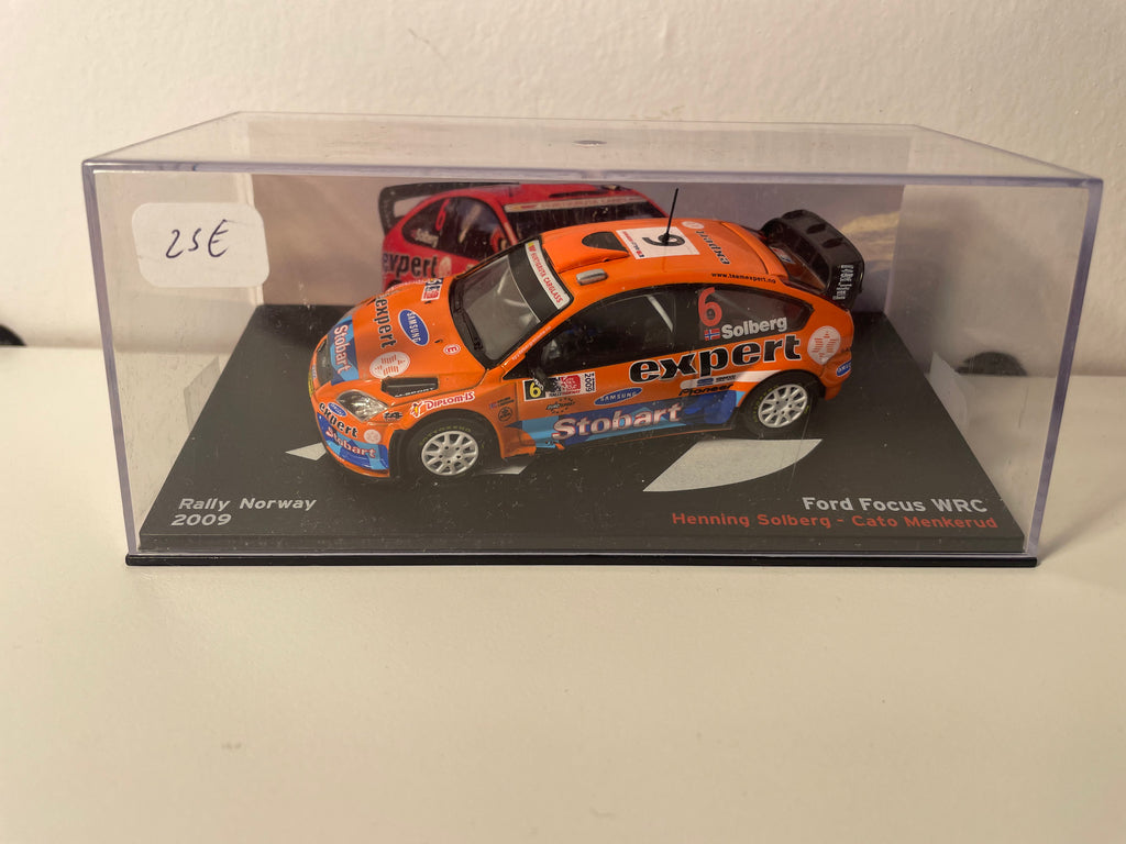 Ford Focus WRC orange Nummer 6 - Rallye Norwegen 2009
